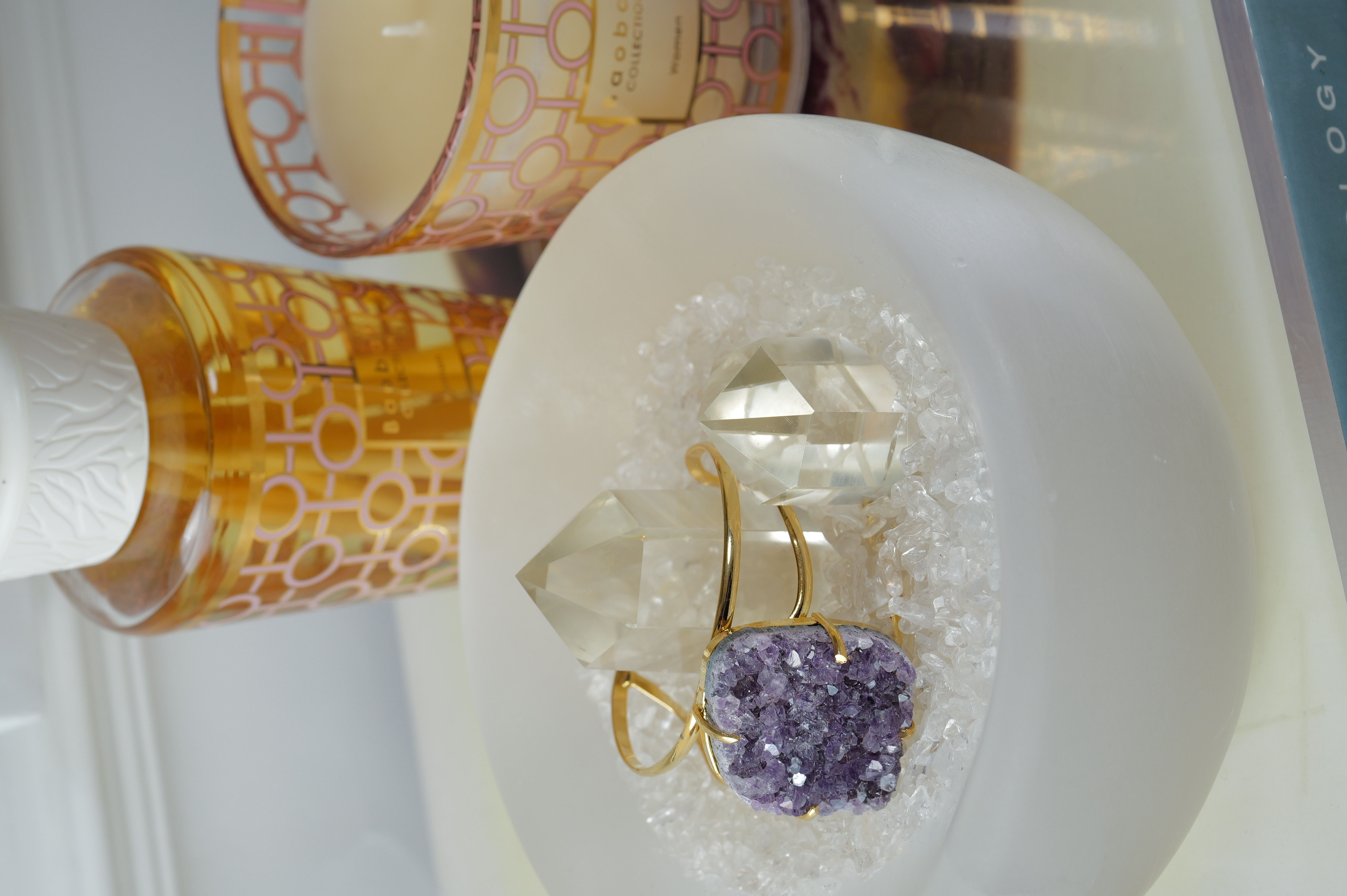 ༒6cm 白水晶兔毛六角小柱༒ a002C3G8S-RA1*1AM