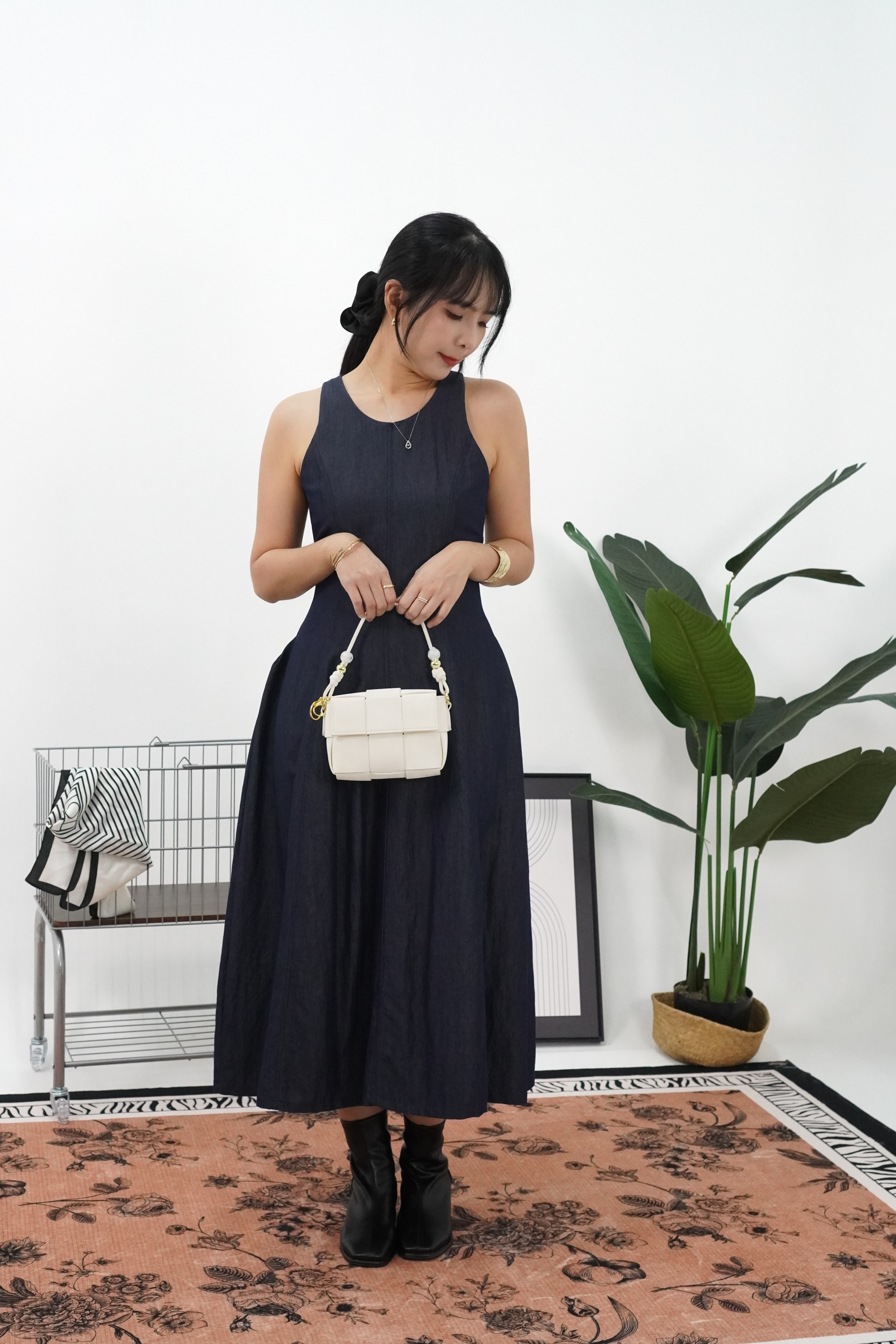 收腰背心裙 Cinched Waist Tank Dress