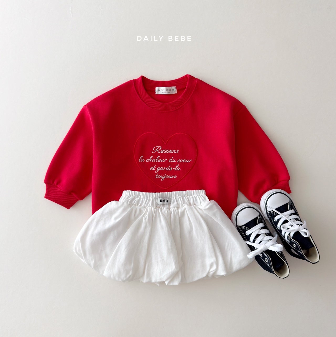 Dailybebe | Heart-Embroidered Sweatshirt