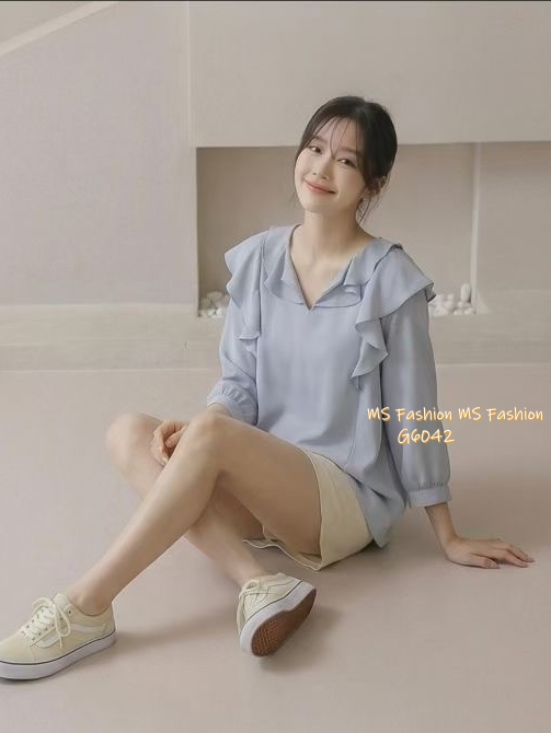 G6042 韓國🇰🇷靚料V領ruffle top