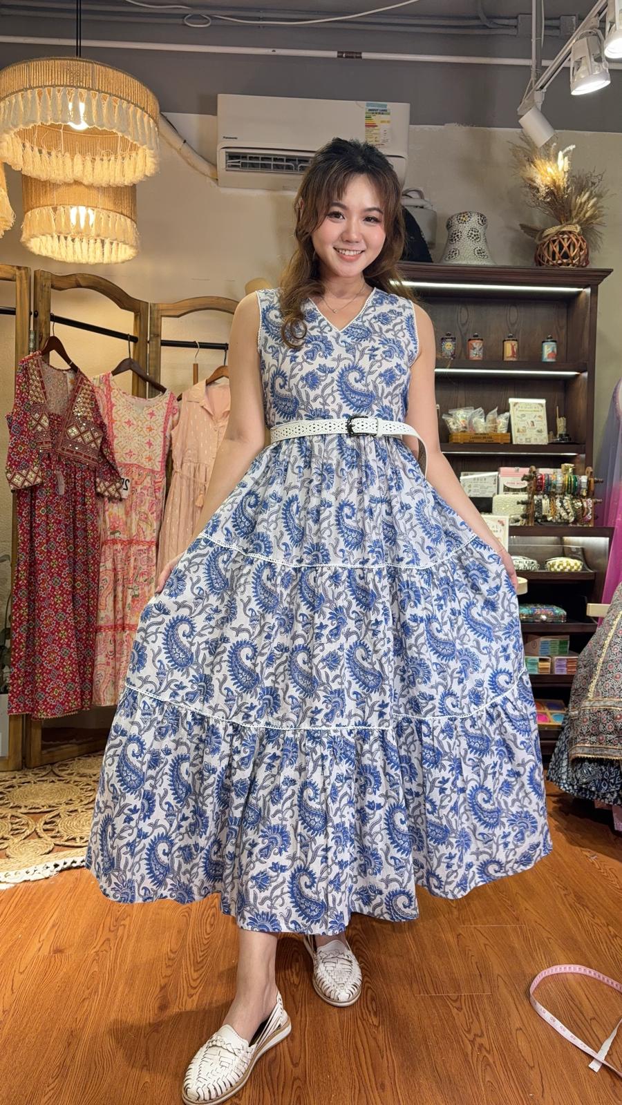 2611 White Blue Paisley Pure Cotton 3 Layers OP
