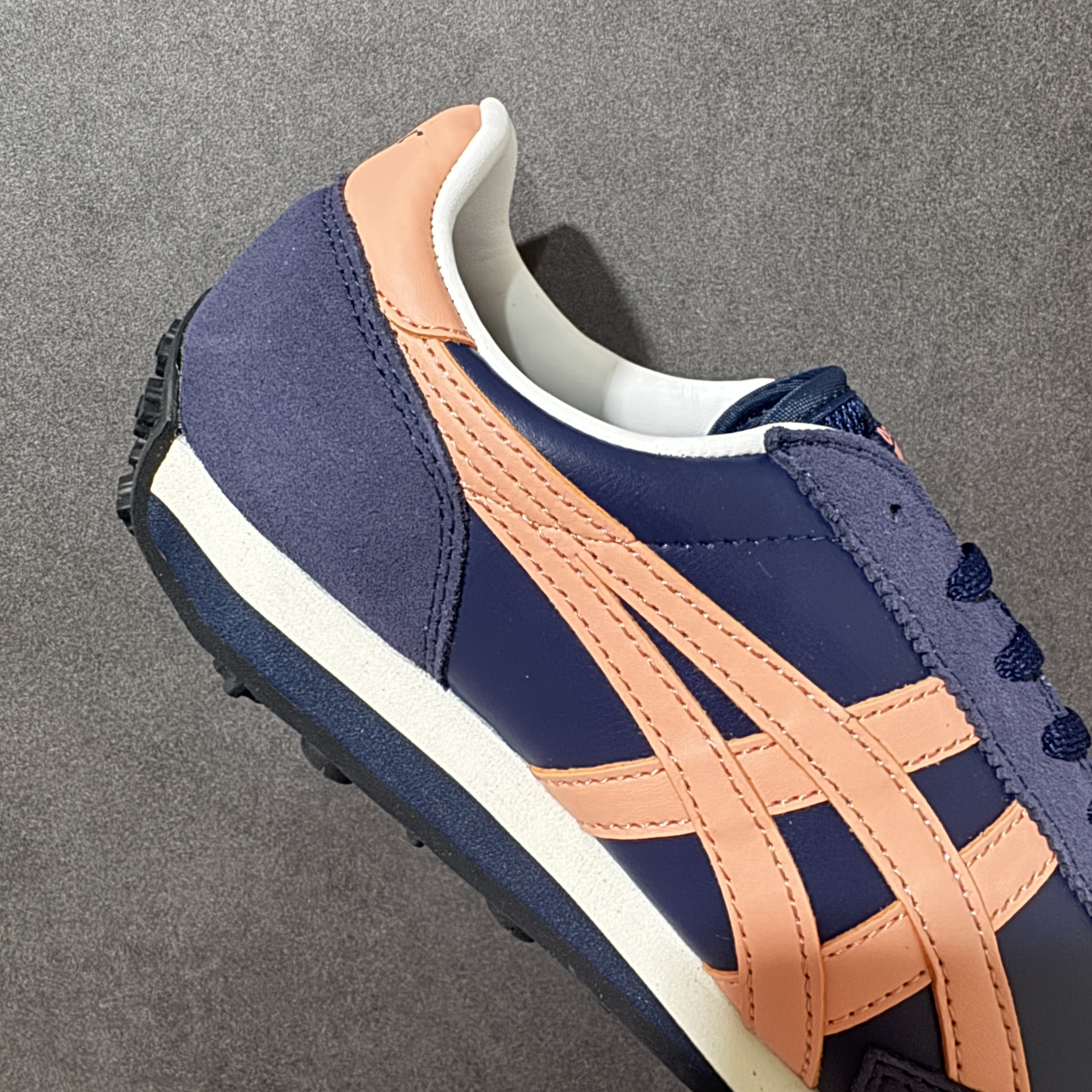 Onitsuka Tiger EDR 78 