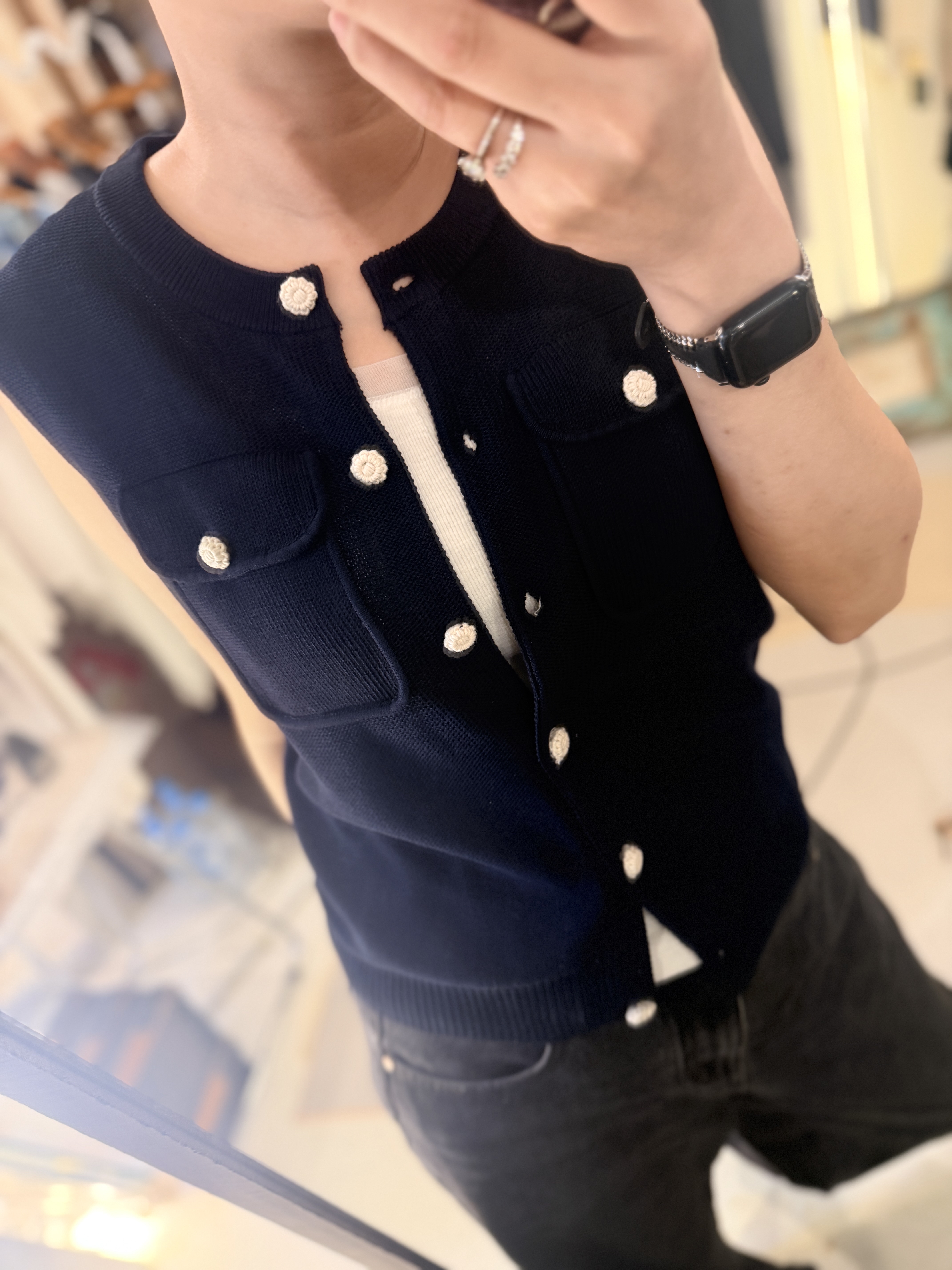 Flower button vest cardigan 