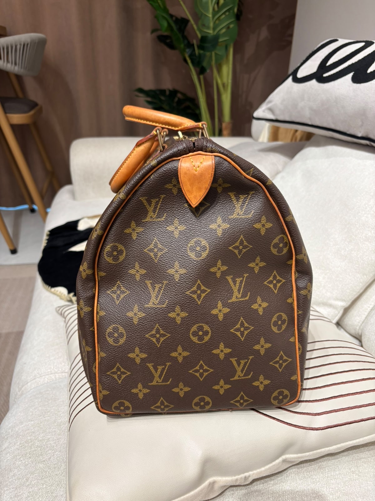 LV Keepall 45 Monogram 100%Authentic,85%new  