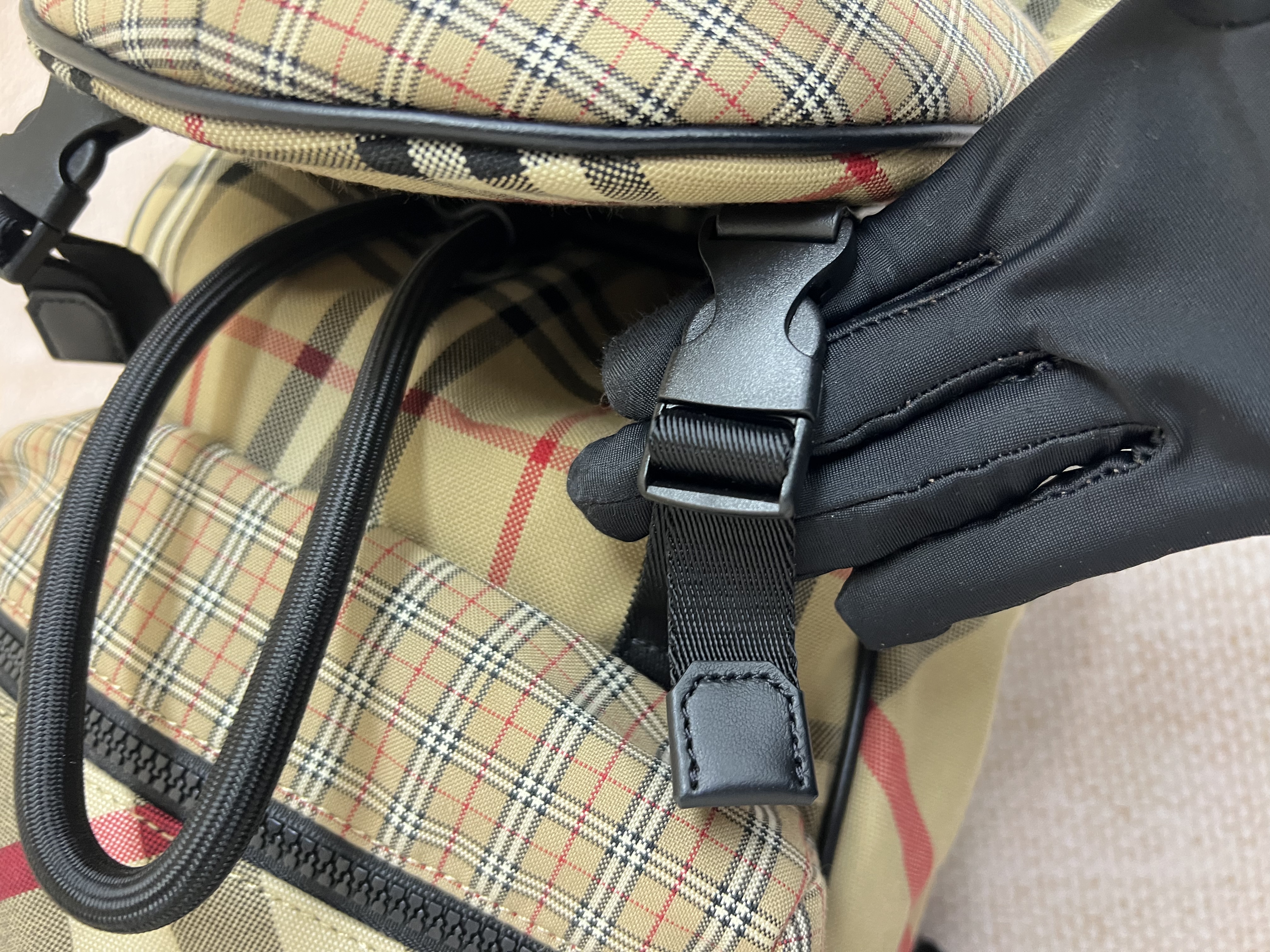 Pre-owned Burberry Kids Thomas 3D Teddy Check-Print Backpack/ Product Code: 26030207