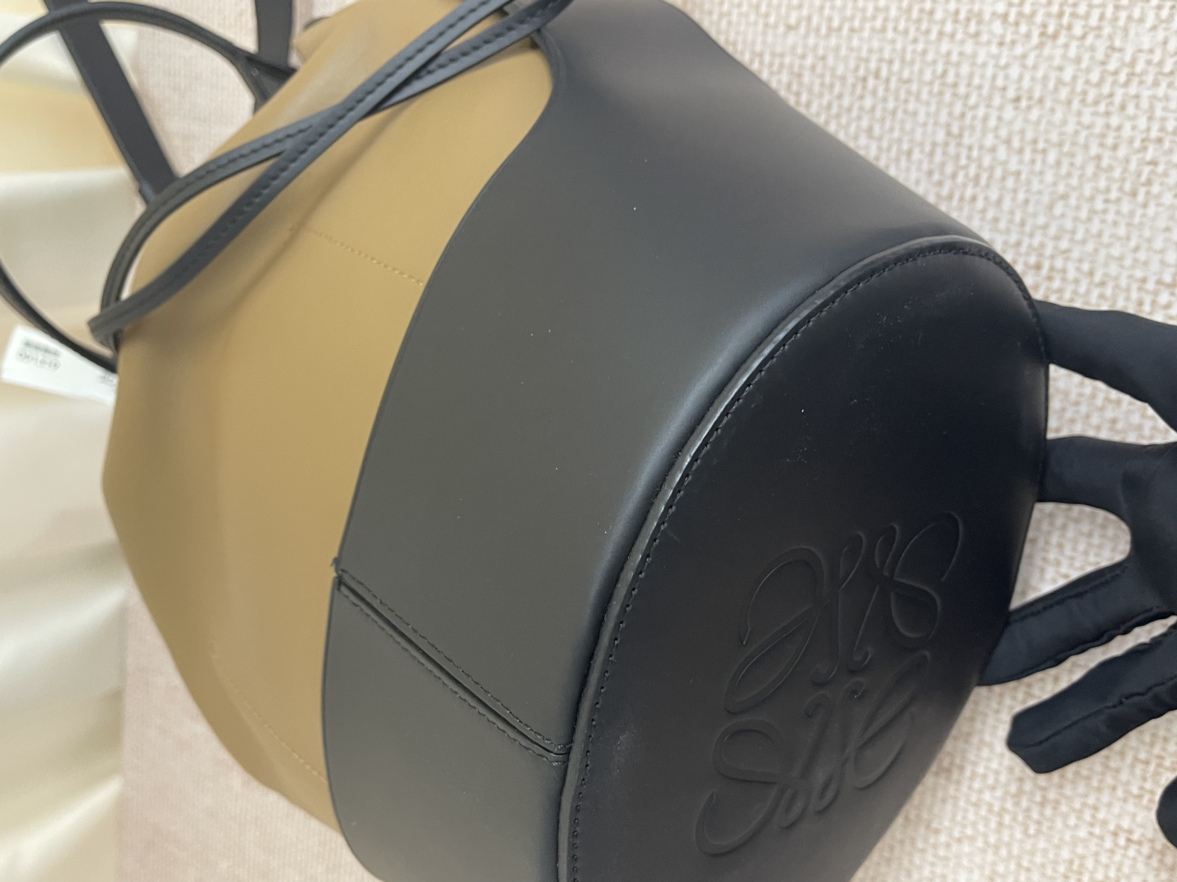 Pre-owned Loewe Balloon Bag/ Product Code: 26022801