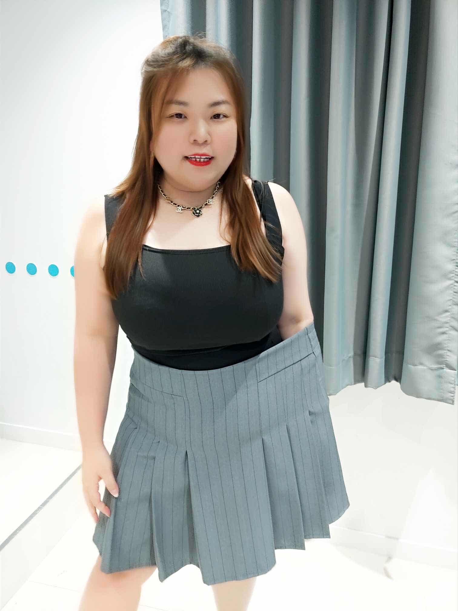 DSE06 直条纹拼百褶设计裤裙