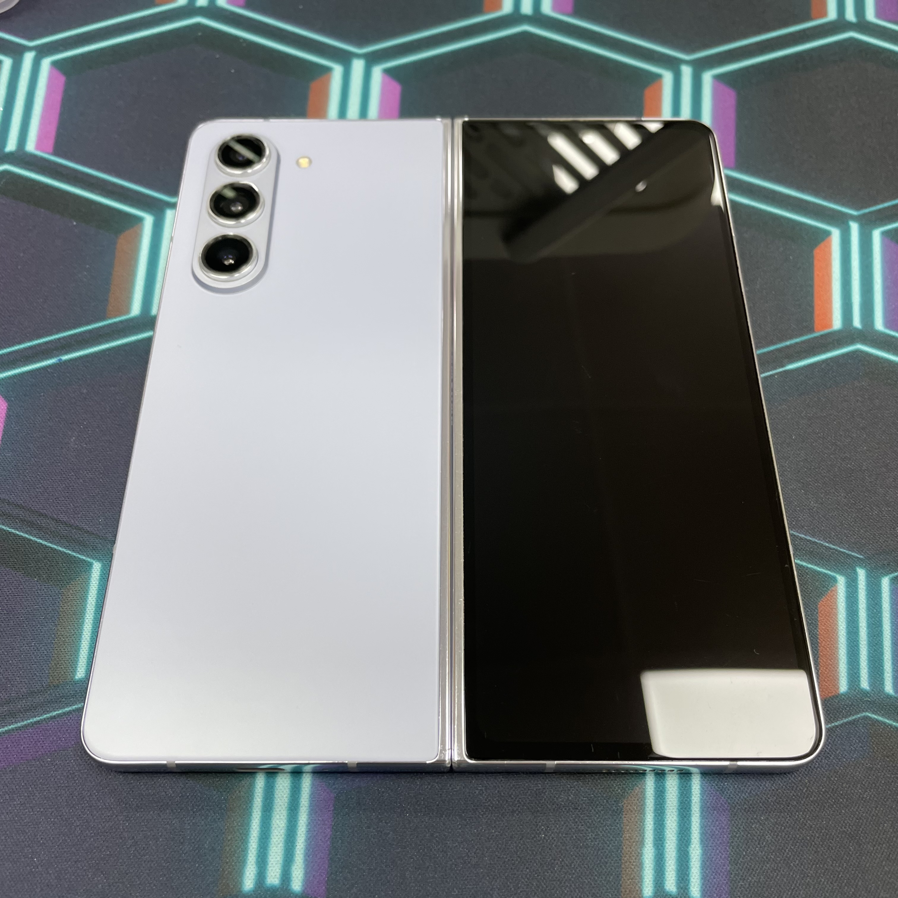 *5822B Galaxy Z Fold 5 勁靚機 12+256GB 藍色 blue