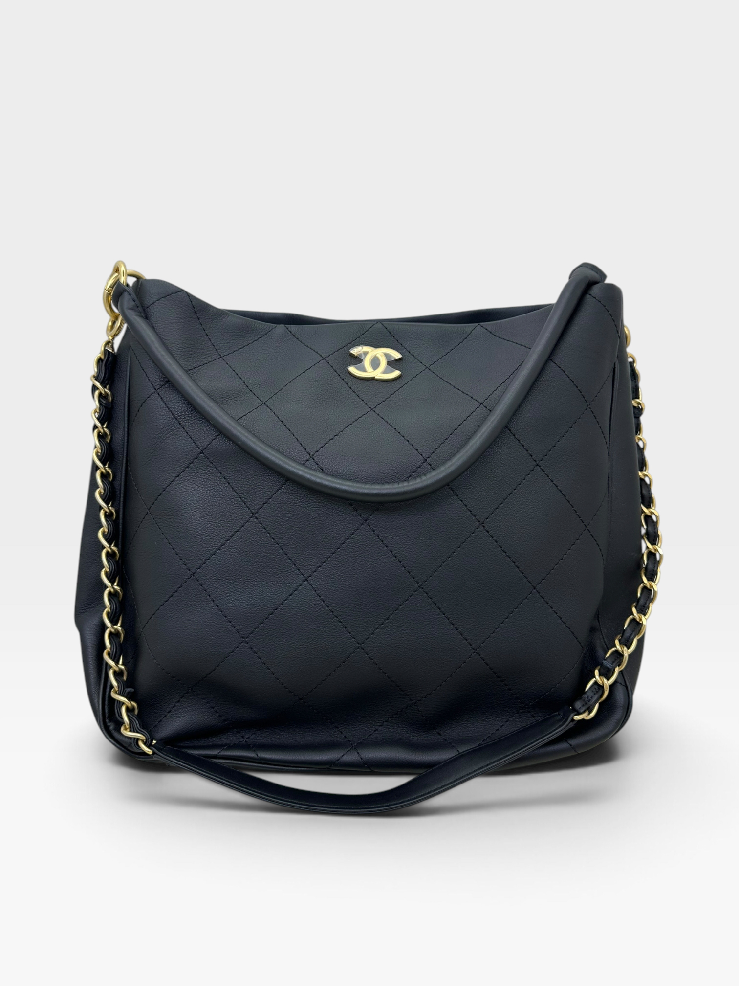 Pre-Owned CHANEL Hobo Tote Bag / Product Code: K090402