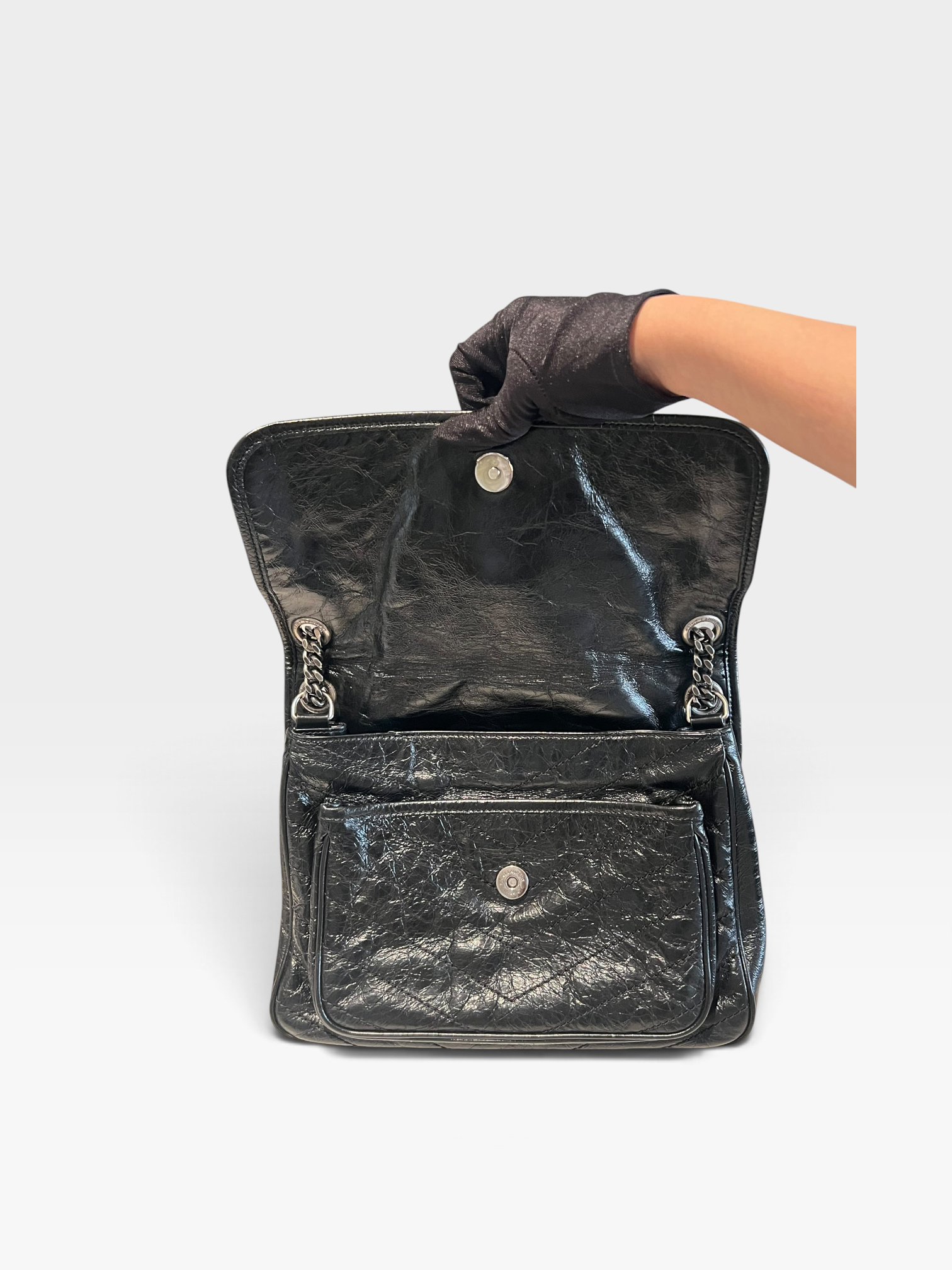 Pre-Owned YSL Nikki / Product Code: 091806