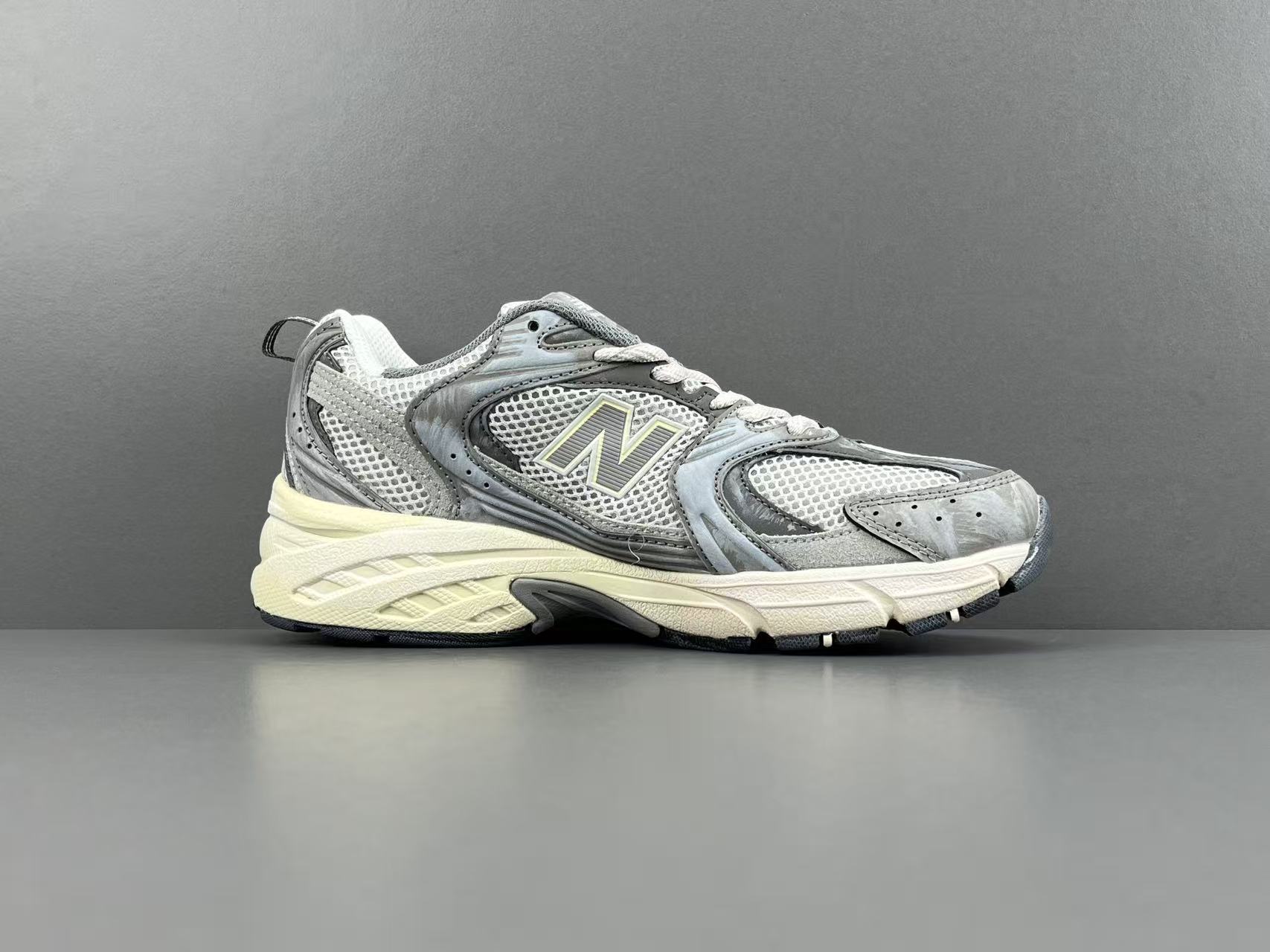 New Balance 530 M530TG