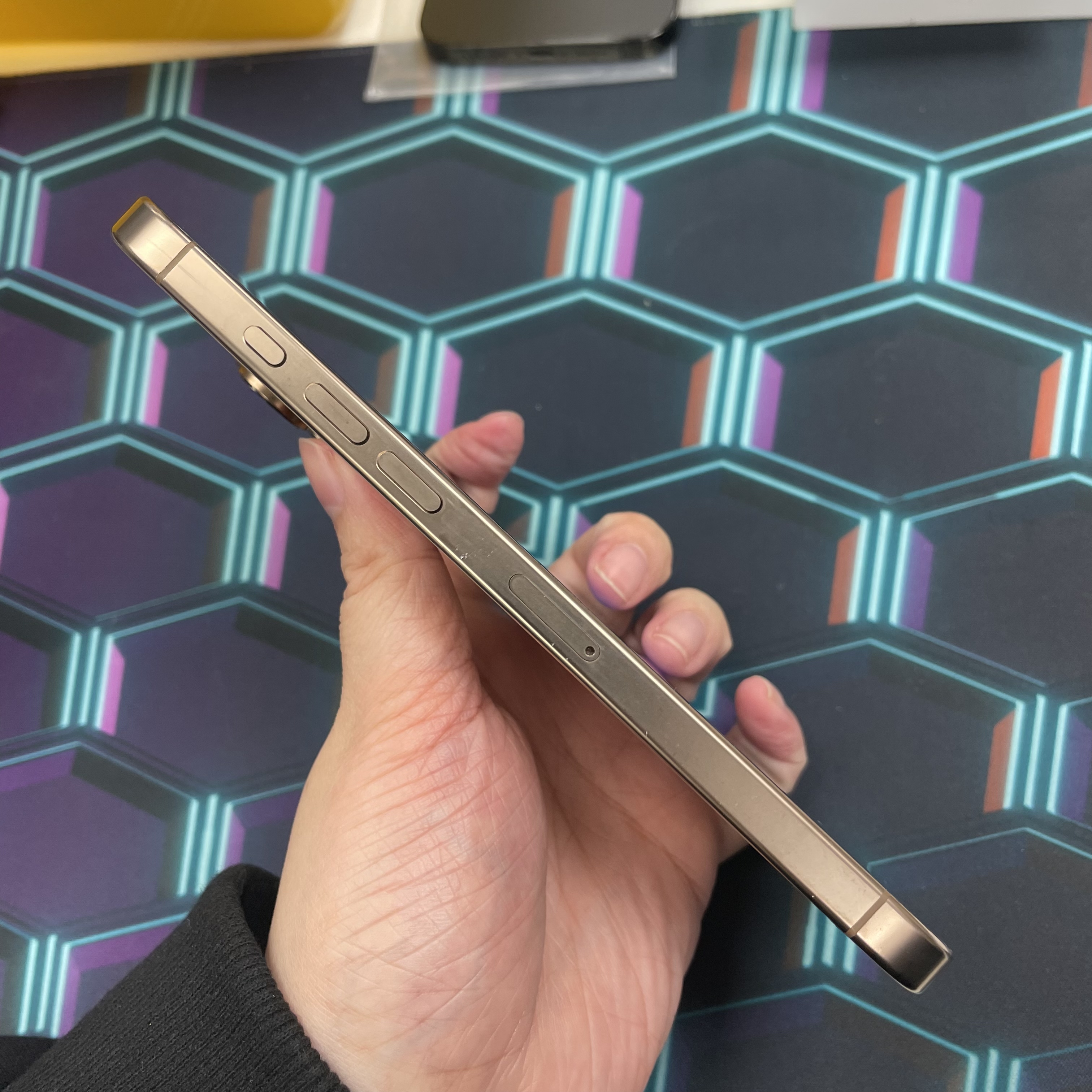 *5927 16 Promax 超靚機 256GB 電89 沙色 gold