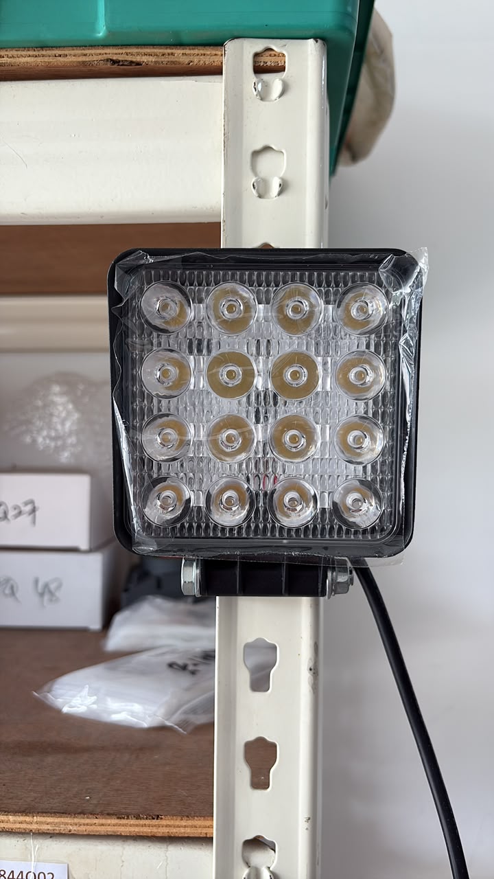 Spot Light 48W DC12-24V