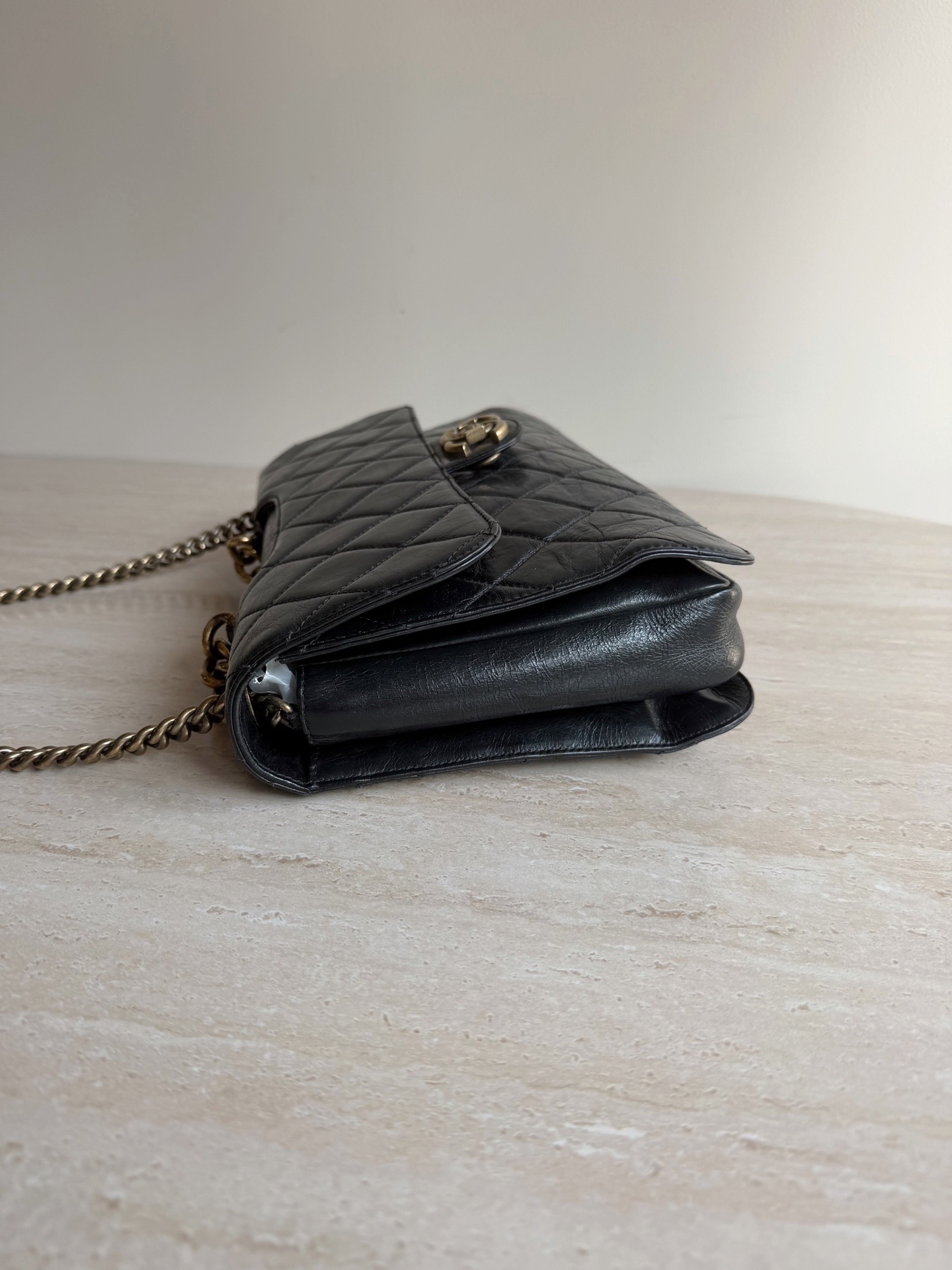 【預訂貨品】Chanel黑金斜孭袋