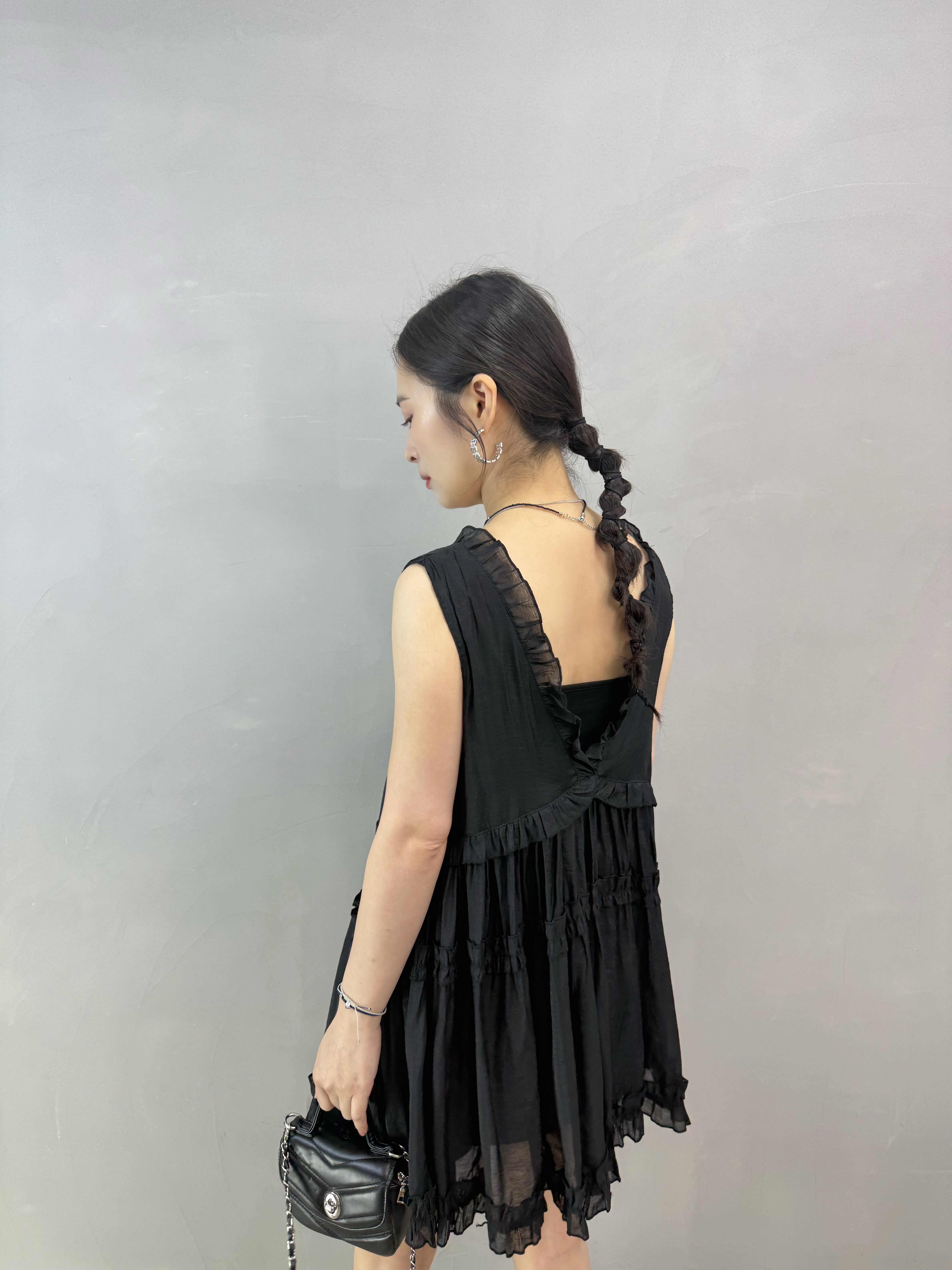 R67 V領ruffle 背心Ops