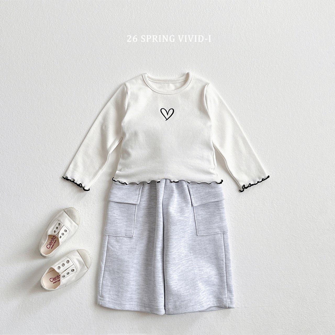 🌸預訂 韓國直送🌸🇰🇷VIVIDI三色愛心刺繡拼色花邊長袖上衣