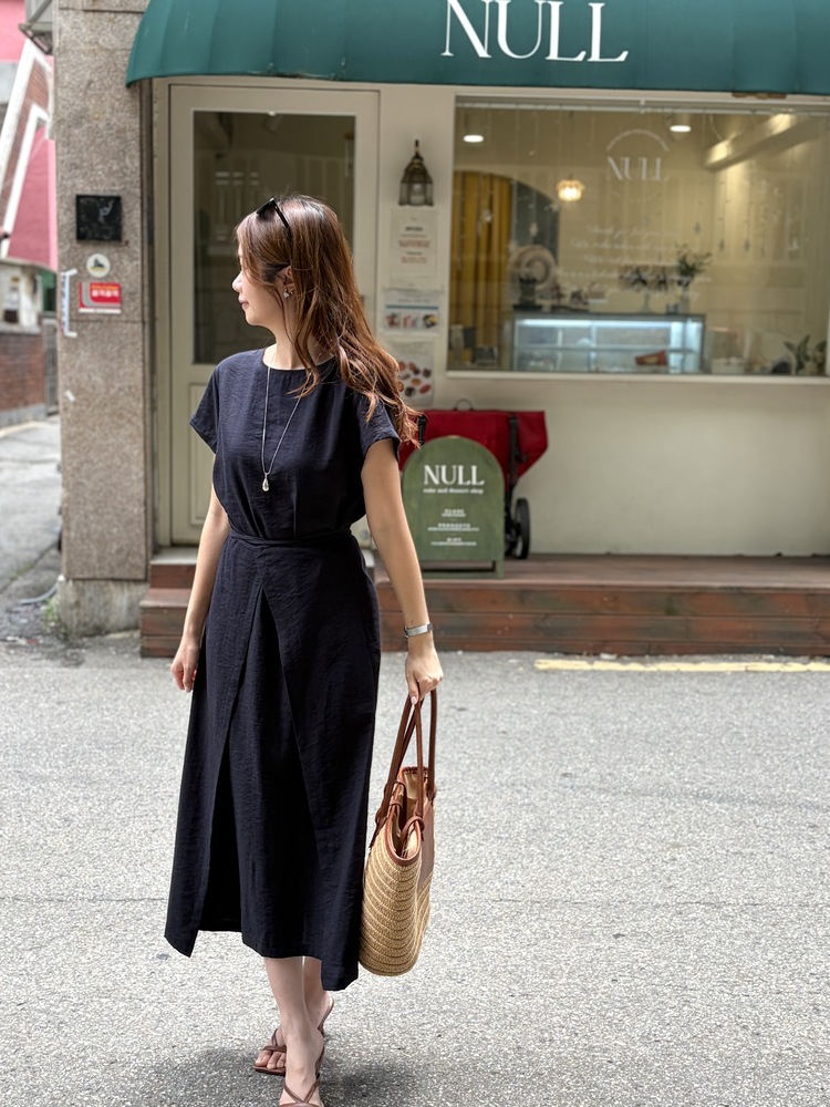 The Timeless Wrap Dress (Navy)