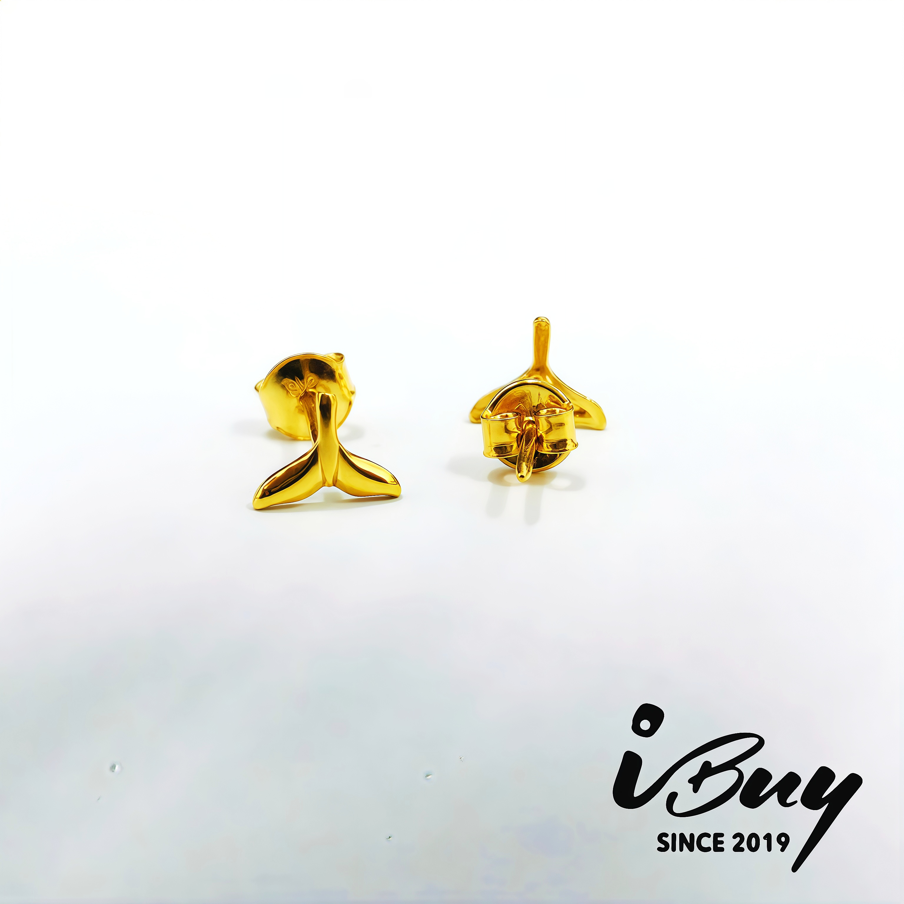 916 GOLD MERMAID TAIL EARRING 916 金 人鱼尾耳钉