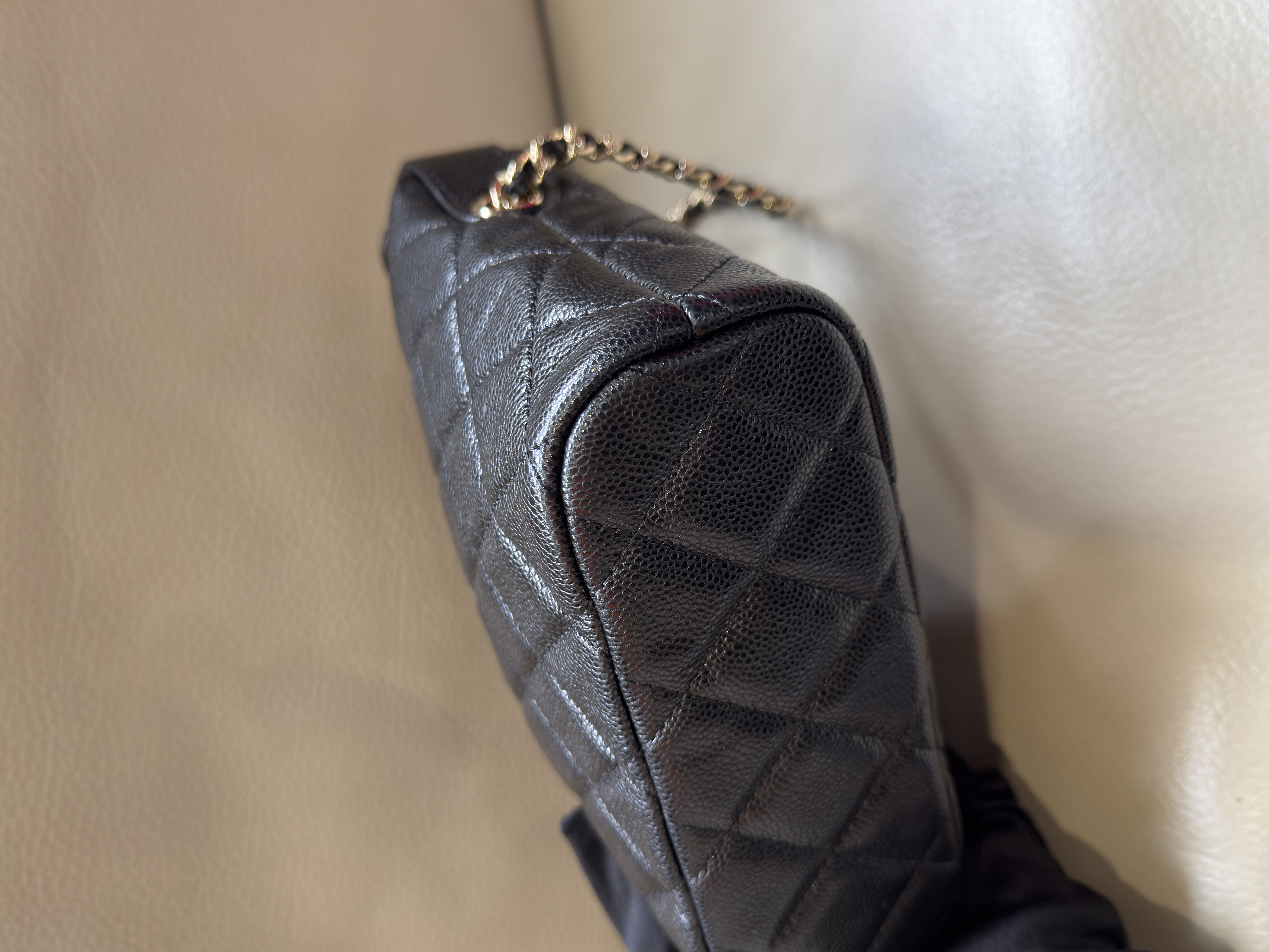 Pre-Owned CHANEL 25C Hobo Bag / Product Code: 36042428