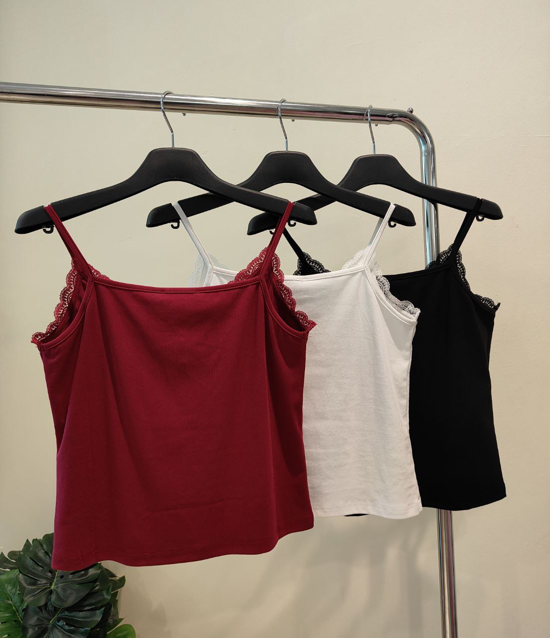 吊带百塔蕾丝背心 2041