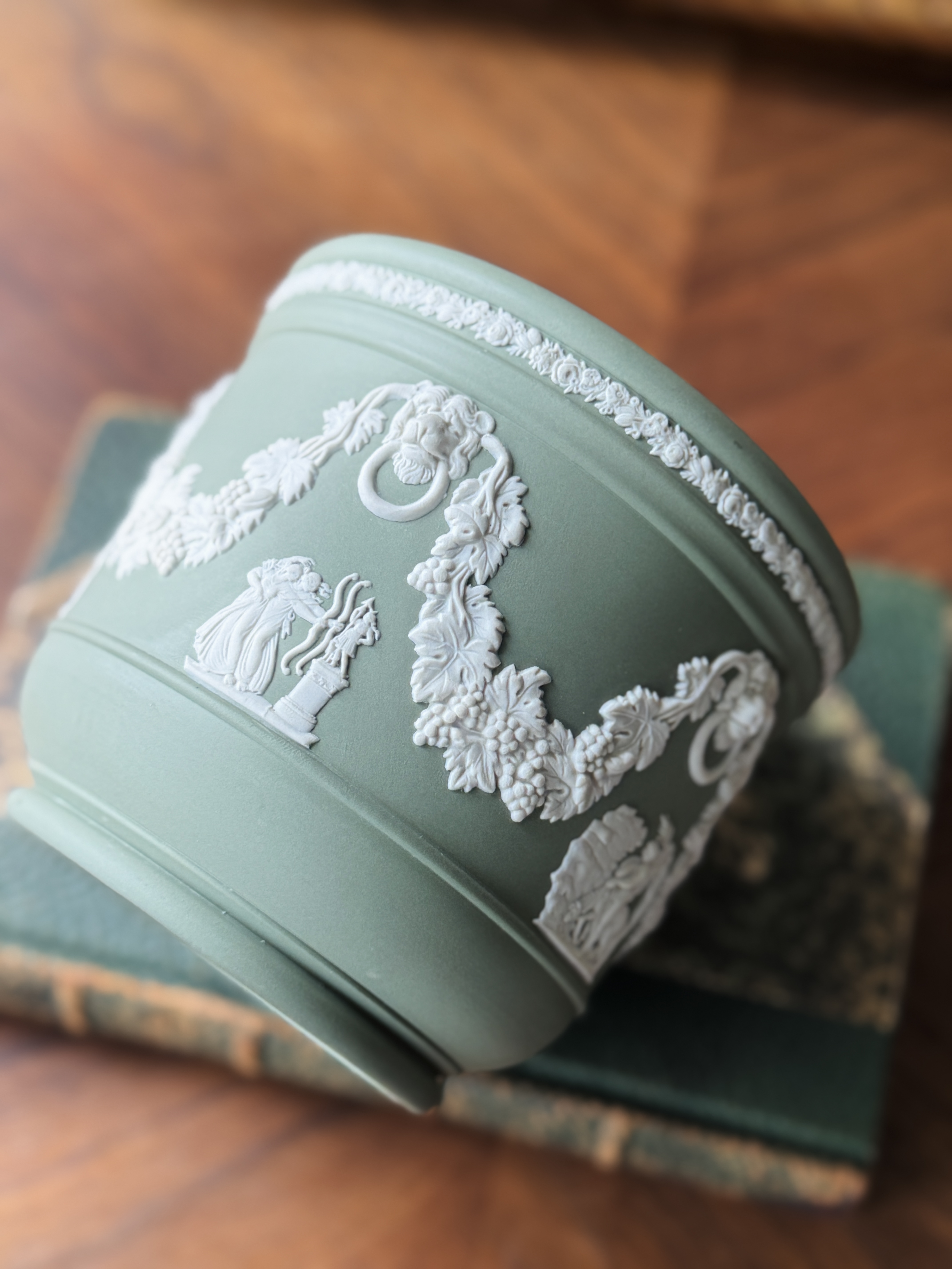 Vintage Wedgwood Green Jasper Large Vase Pot (MT2457)