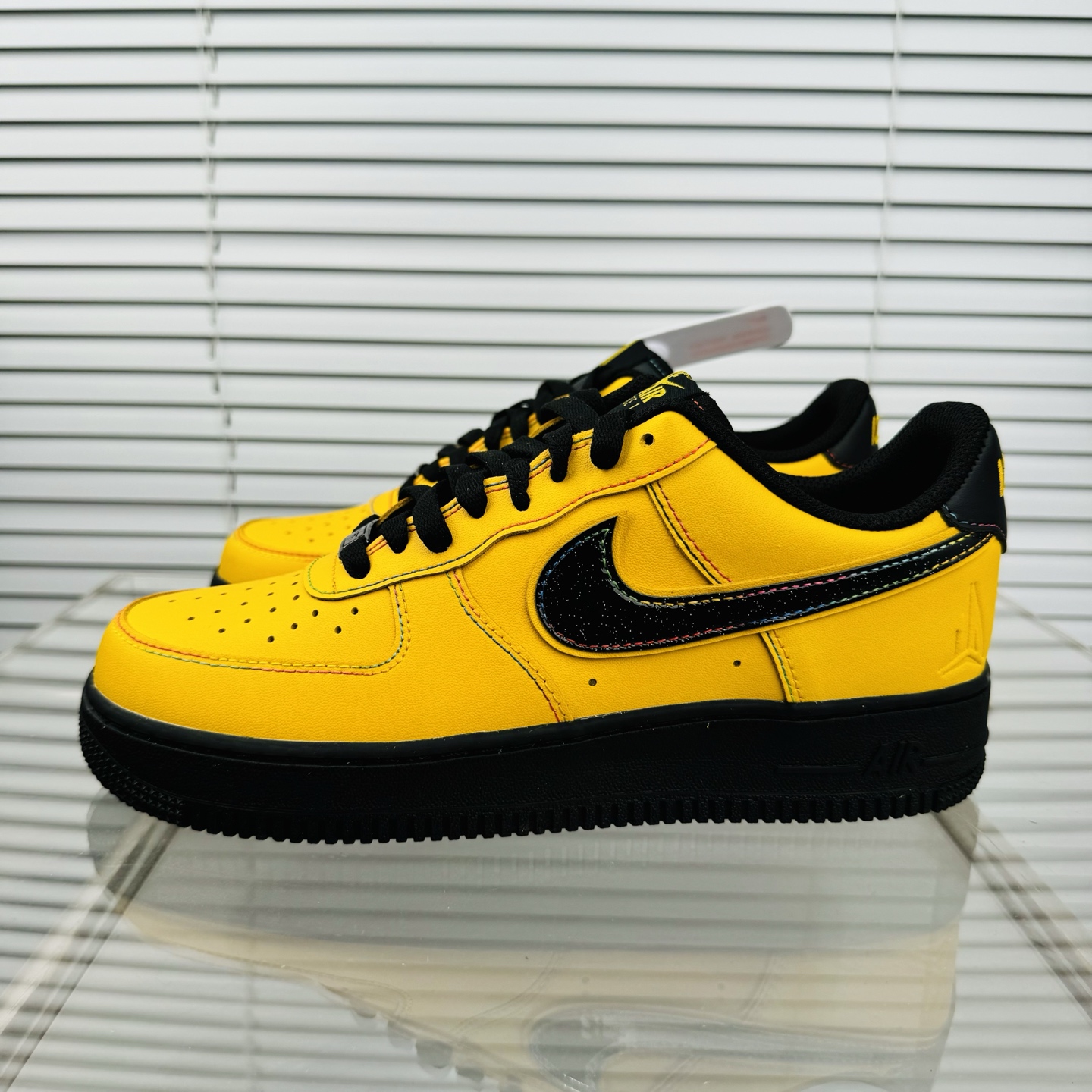 Nike Air Force 1 Low IQ2713-700