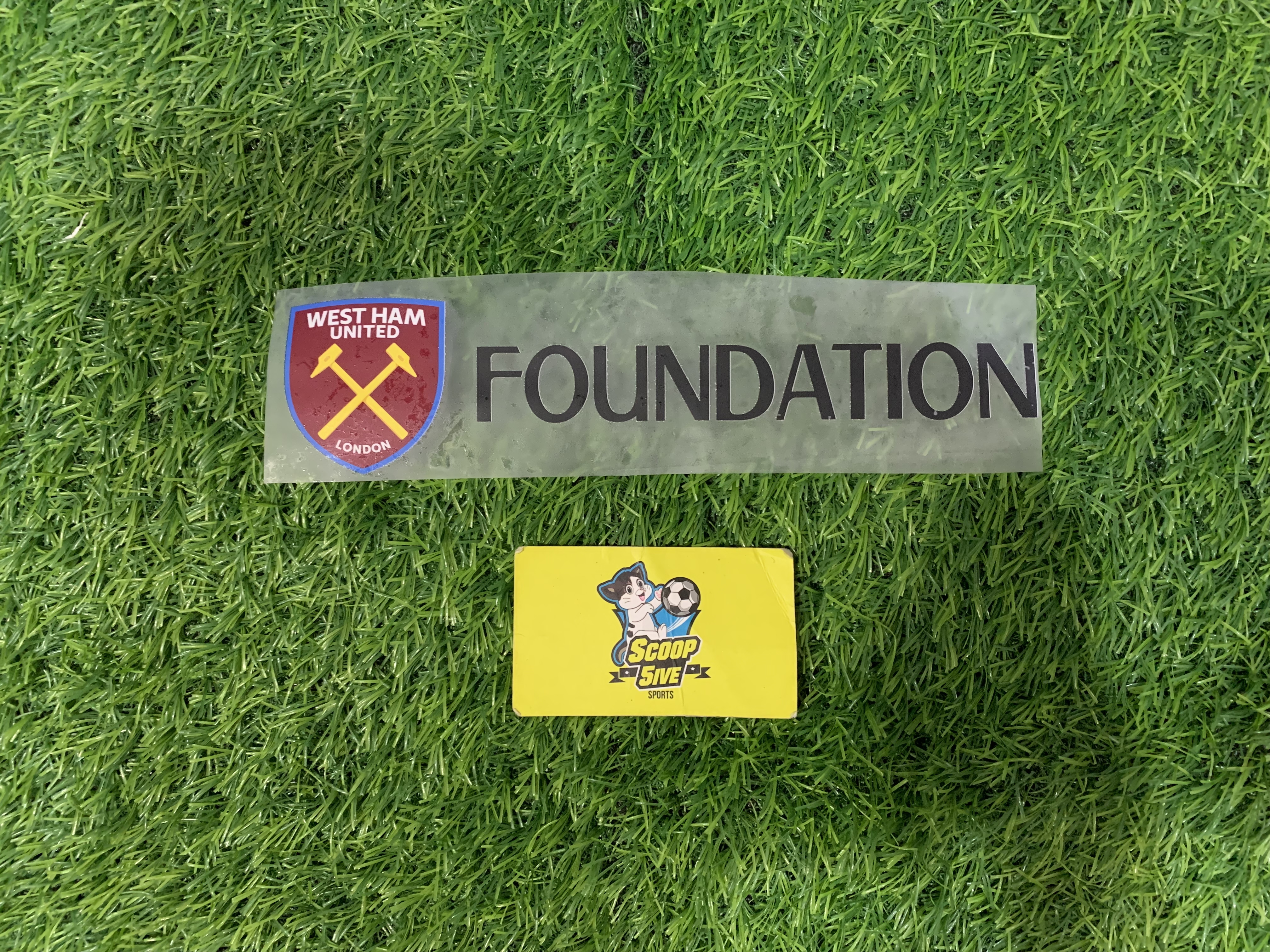 2024-25 韋斯咸 主場 DIY 背底廣告