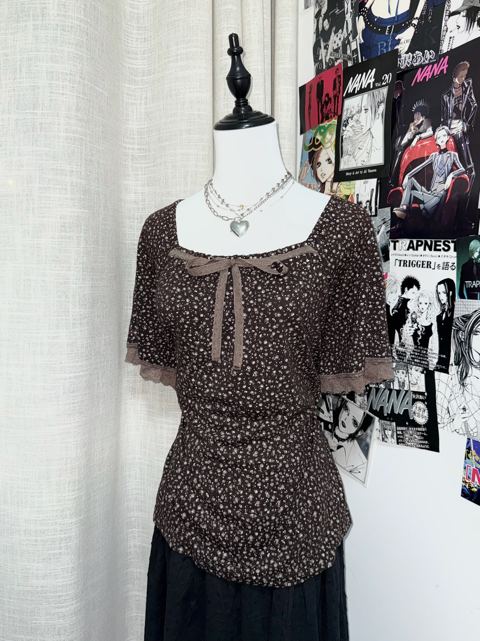  Brown Floral Ditsy Print Top with Lace