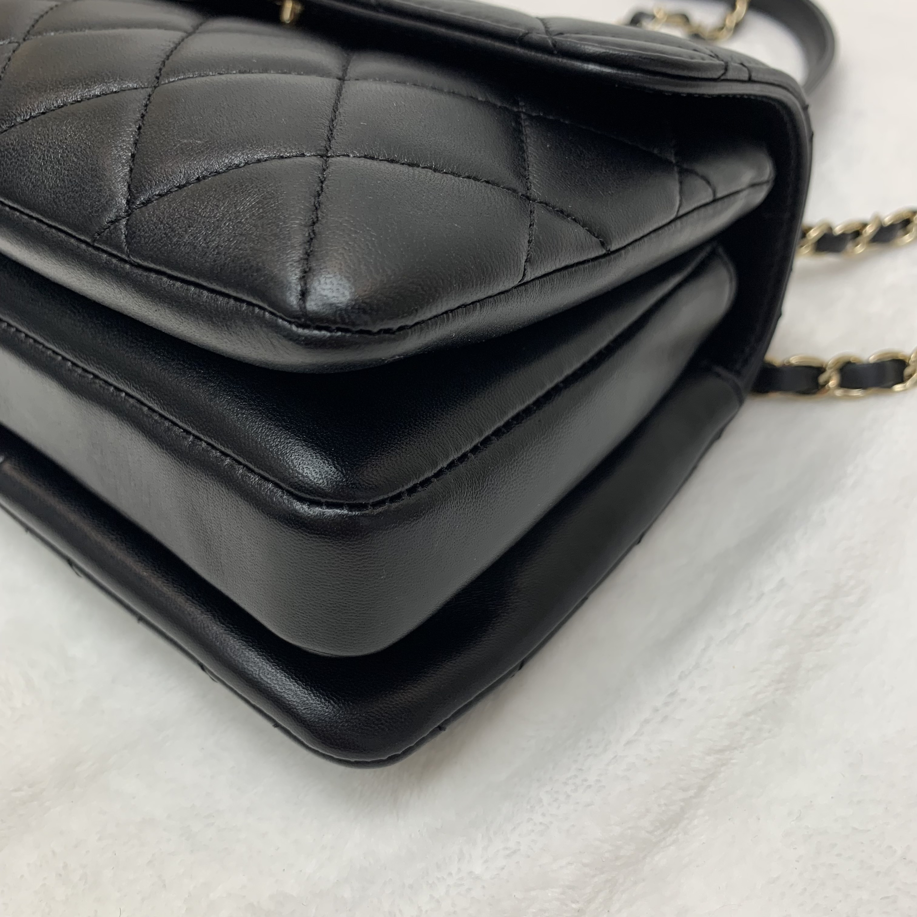原價55折 Full set Chanel Mini Flap Bag with top handle