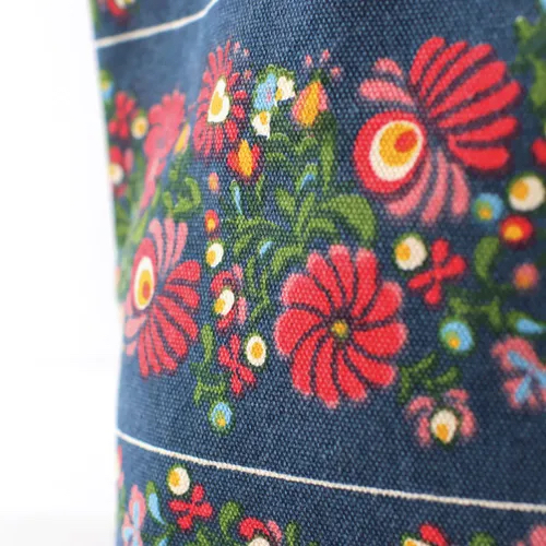 日本品牌🗾印度🇮🇳製造東歐傳統刺繡設計手拎帆布包現貨😍