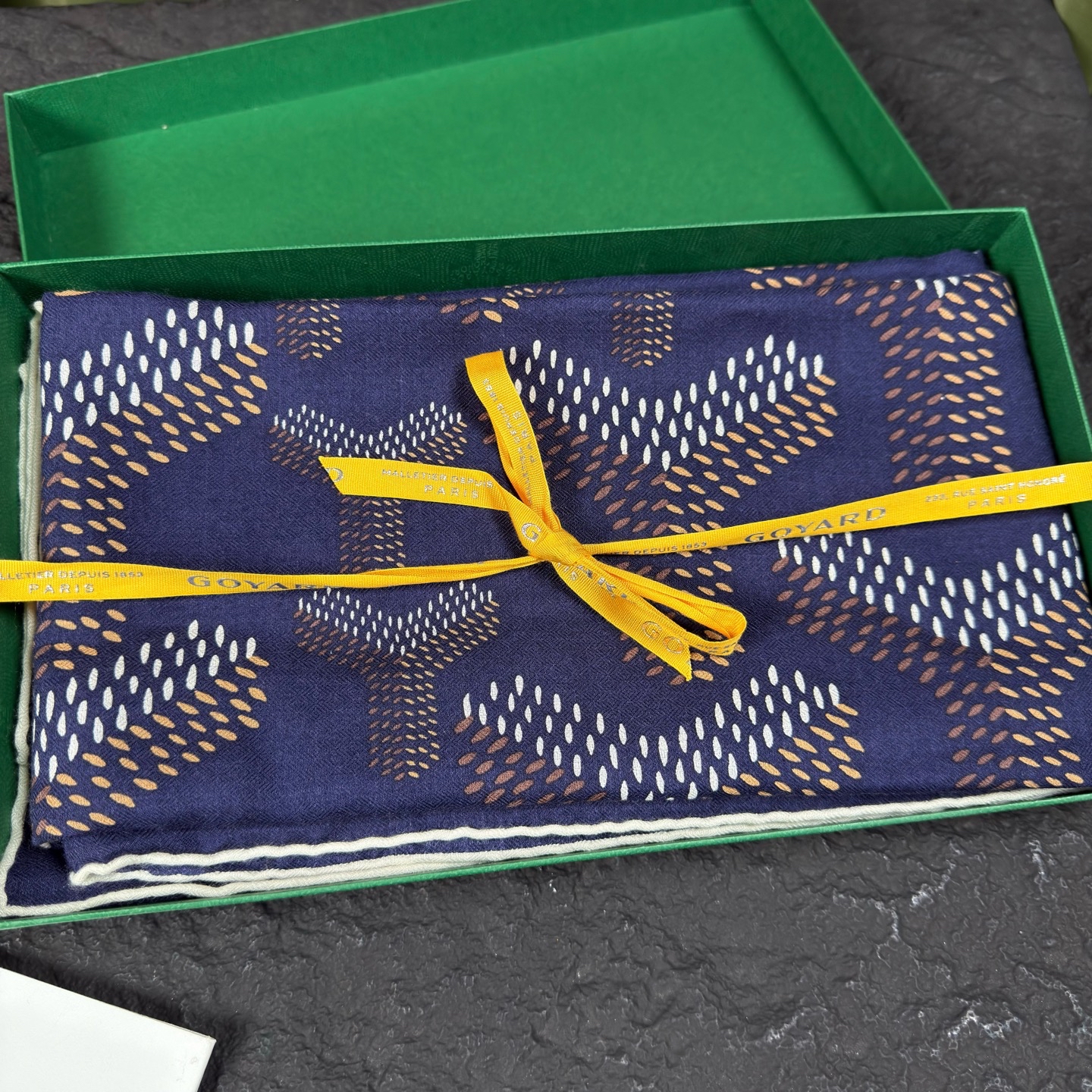 Pre-owned Goyard SILK