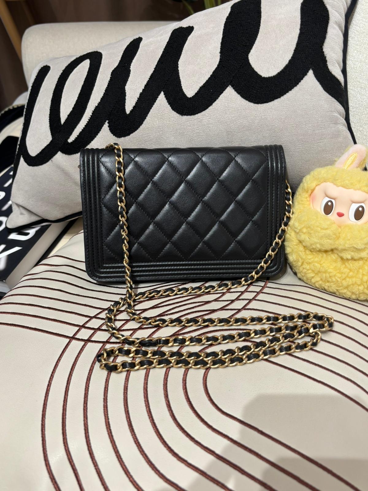 Chanel Boy Wallet On Chain woc 100%Authentic, 90%New ✅26Card✅Dust bag