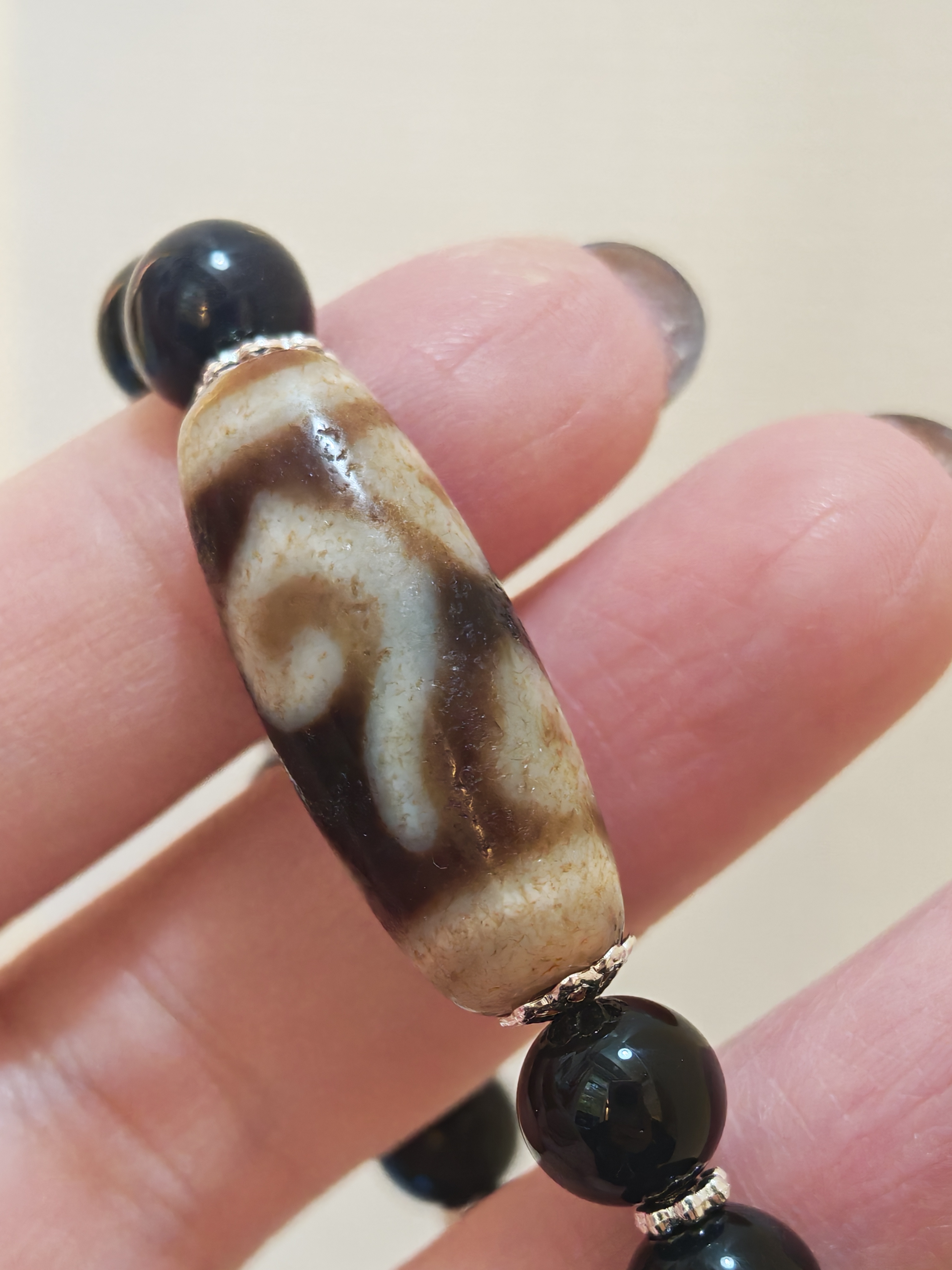 「至純法螺佛四眼天珠」251207