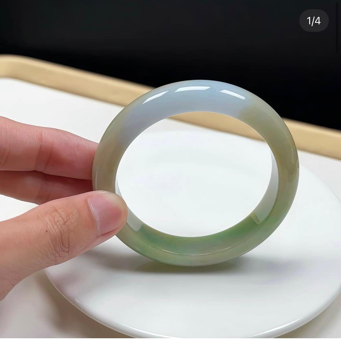 53.8mm 黃陽綠天空藍翡翠福鐲（附送香港鑑定證書）