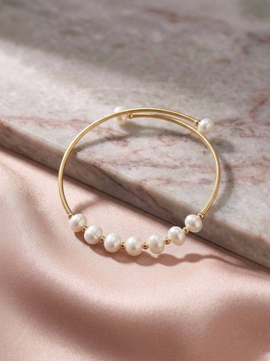 White Pearl Bangle 