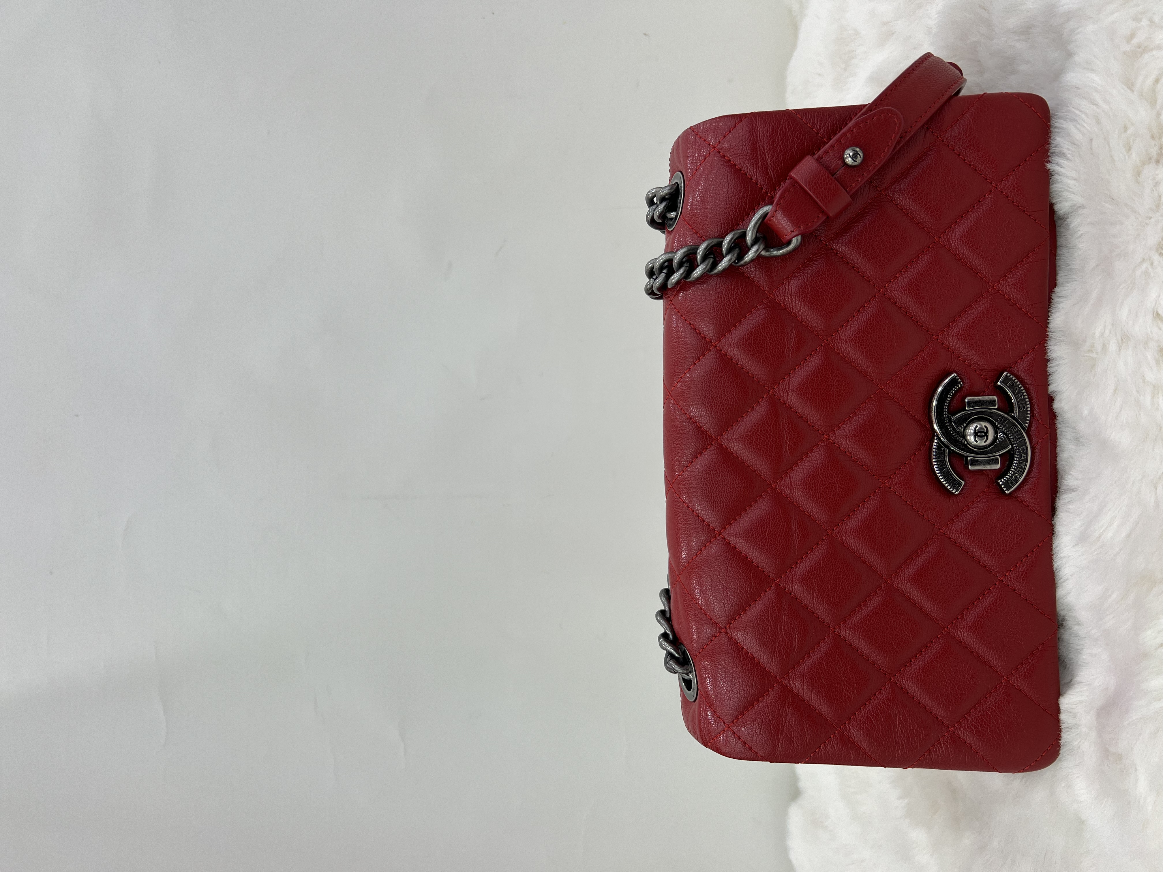 直播貨品 |  [1個-$100 2個-$300］J1