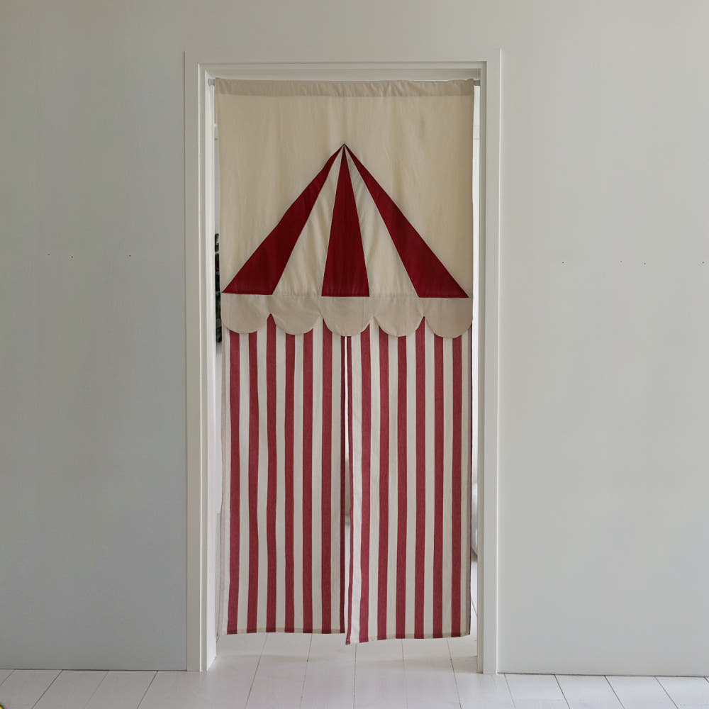 Circus door curtain - Red