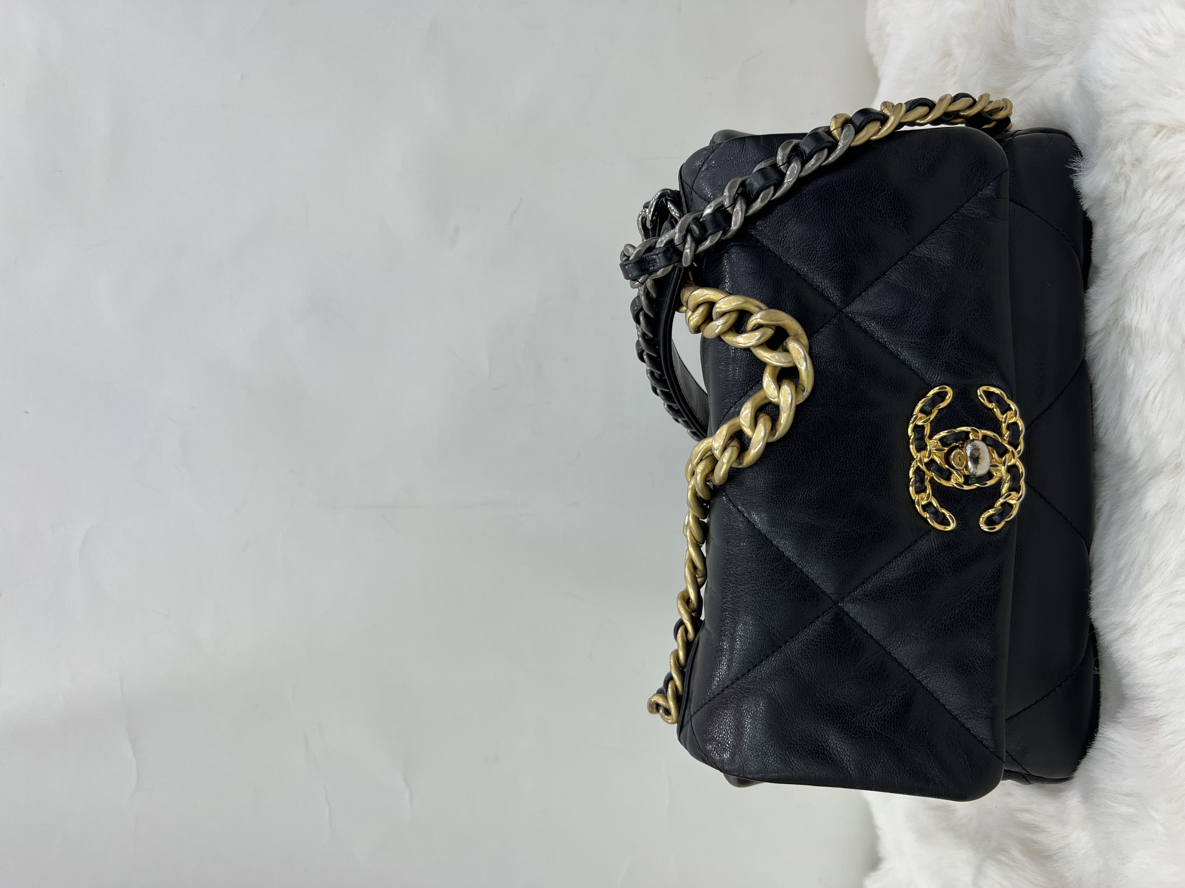 直播貨品 |  [1個-$100 2個-$300］J23