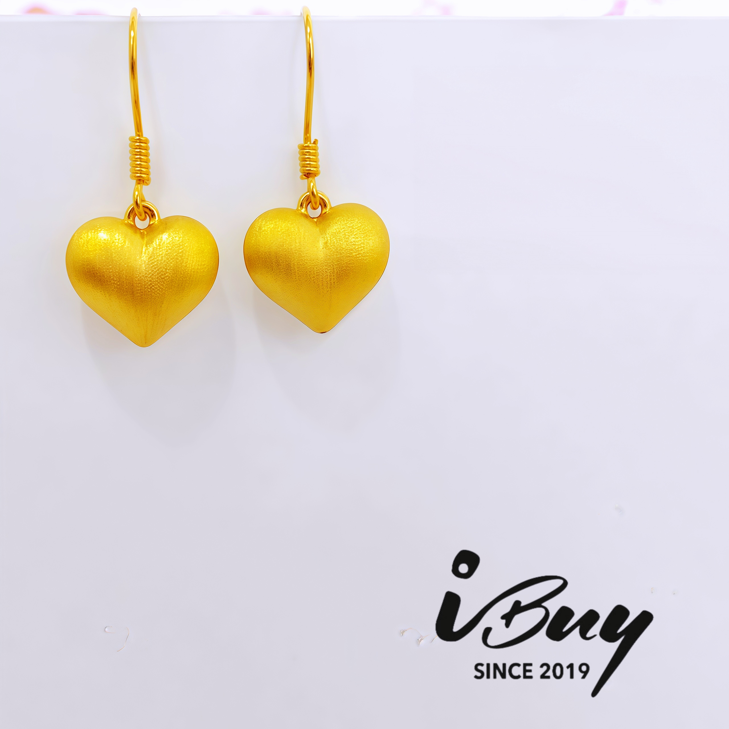 999 GOLD MATTE BRUSHED HEART DROP EARHOOK 999 金 拉丝爱心耳勾