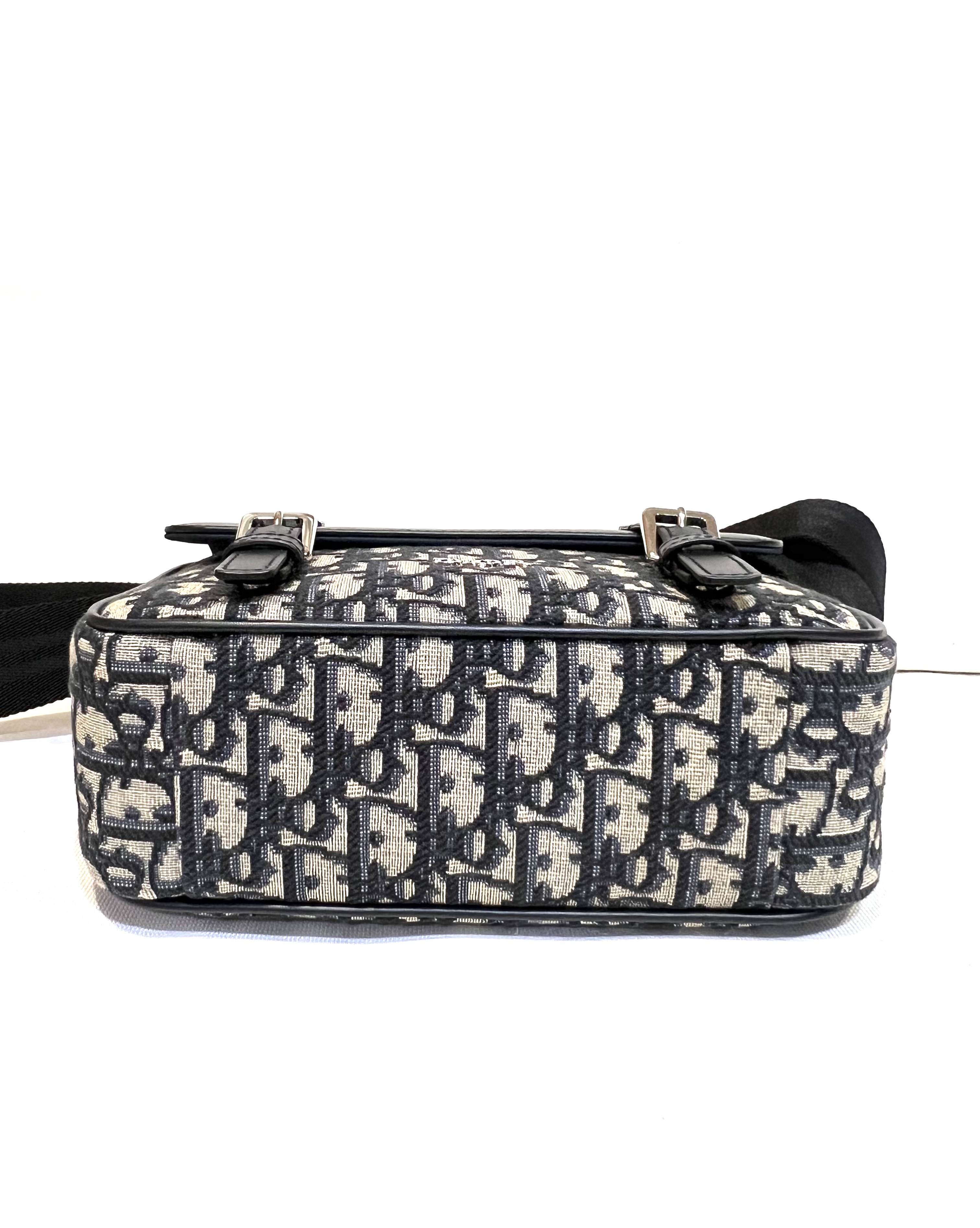 Pre-Owned Dior Oblique / Product Code: 26041117