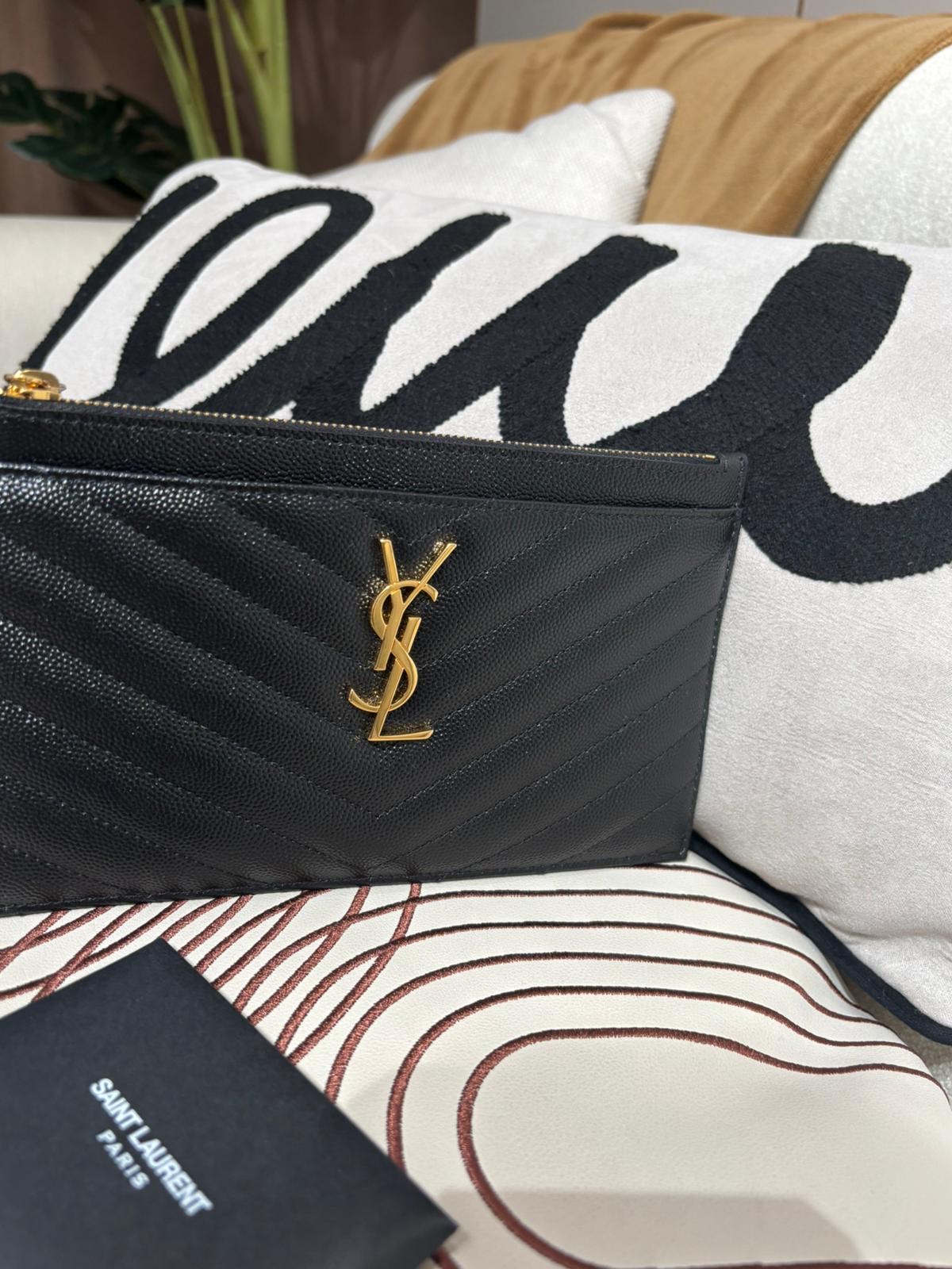 YSL long wallet clutch 荔枝牛皮 100%Authentic ,98%new✅dust bag  