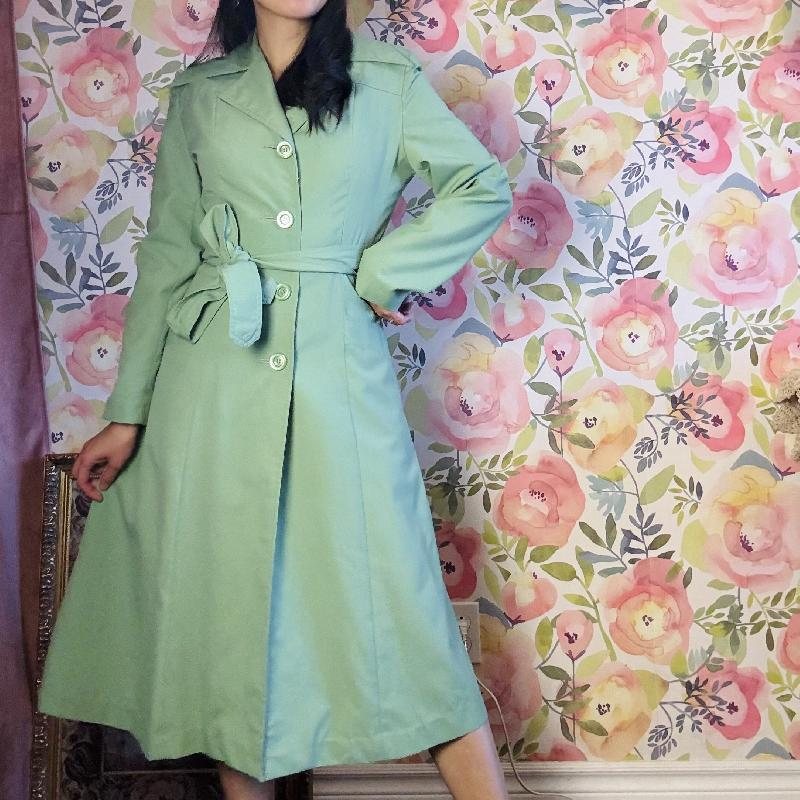Vintage C.a. 1970s Made in Taiwan "Leon Green" Mint Green Princess Trench Coat (MT2023)