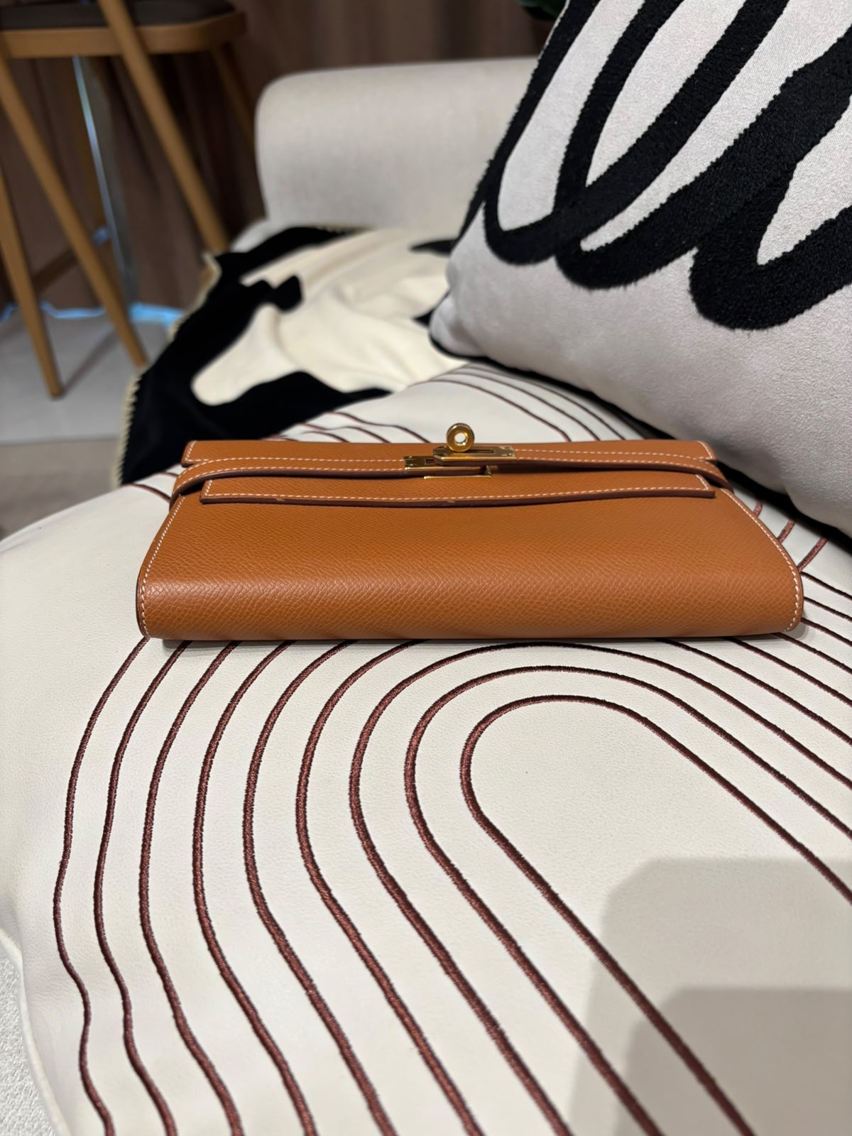 Hermes Kelly Wallet Stamp D Gold/Gold 100%Authentic,98%new✅box