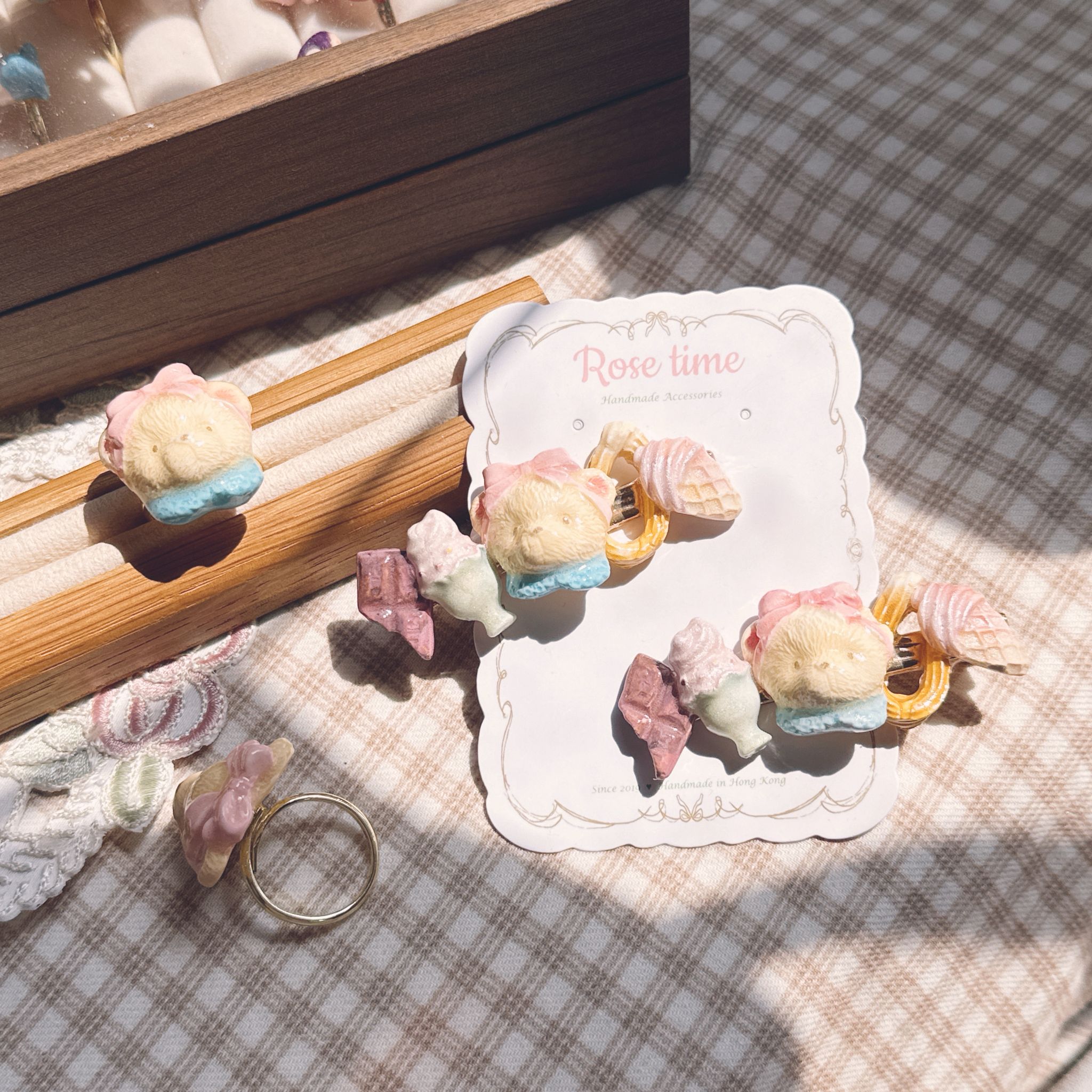 手繪 貪吃甜品小白熊🐻‍❄️髮夾 雪糕 🍦朱古力🍫