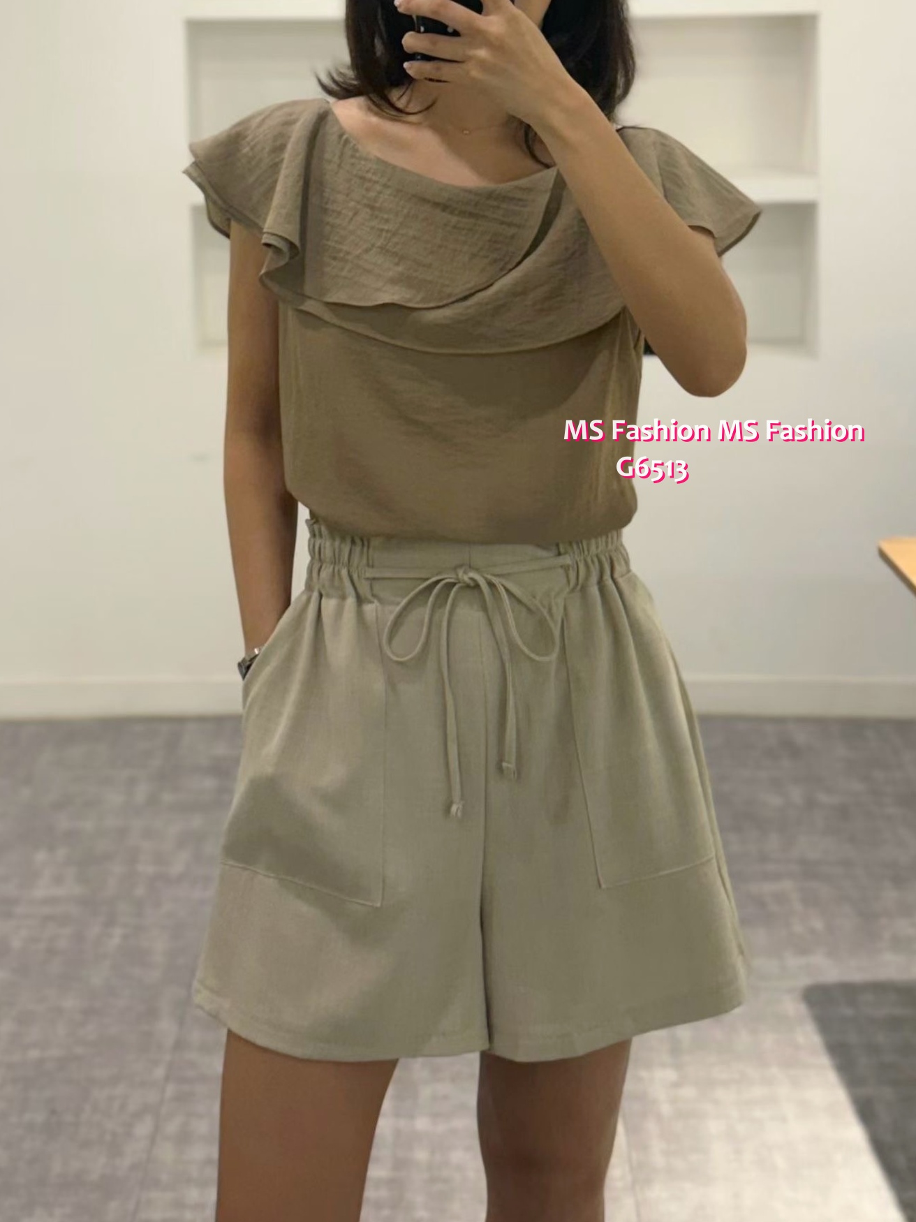 G6513 簡約ruffle top