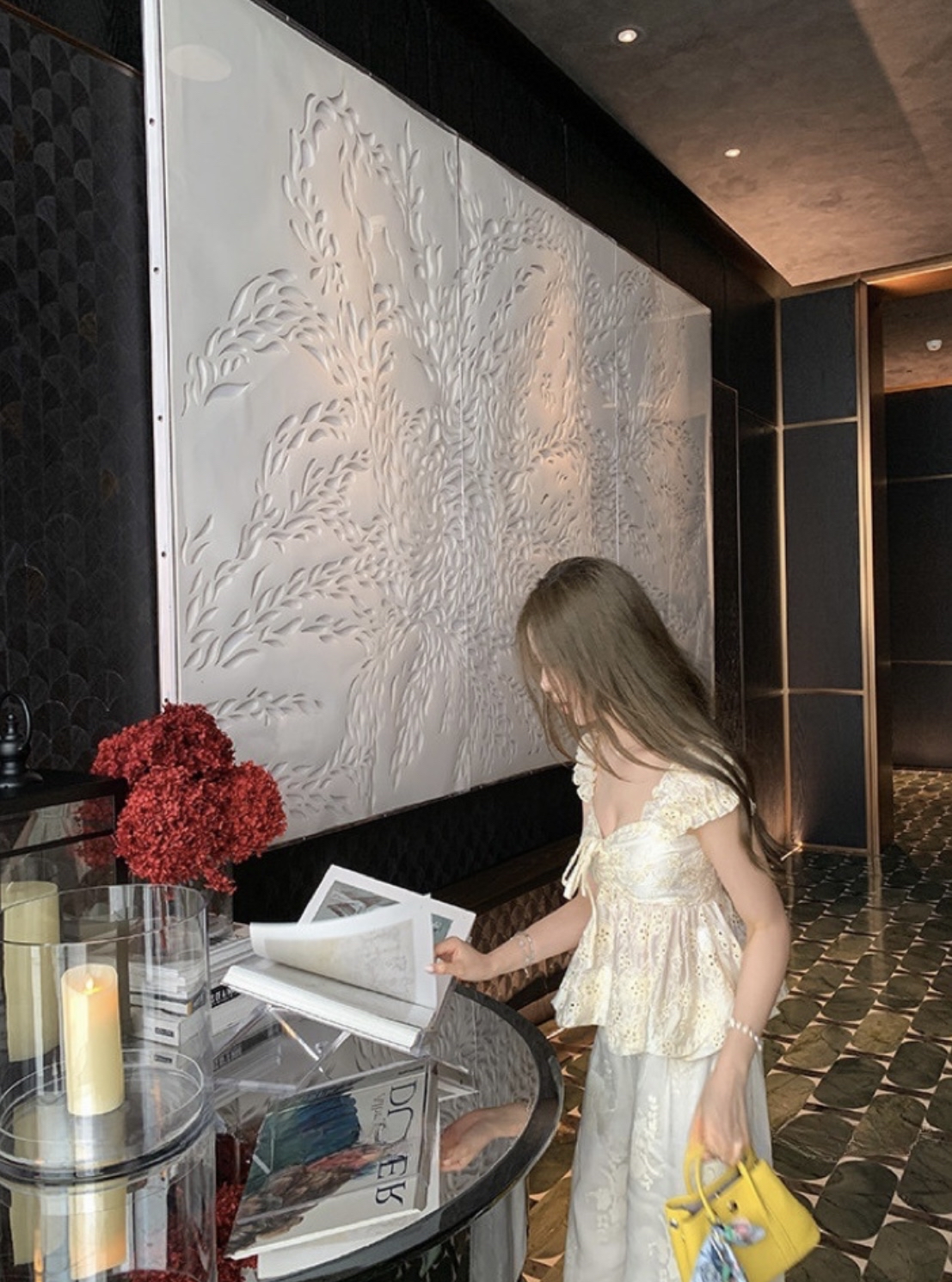 1832 Beige Lace Ruffle Singlet Top 奶杏蕾丝荷叶边吊带