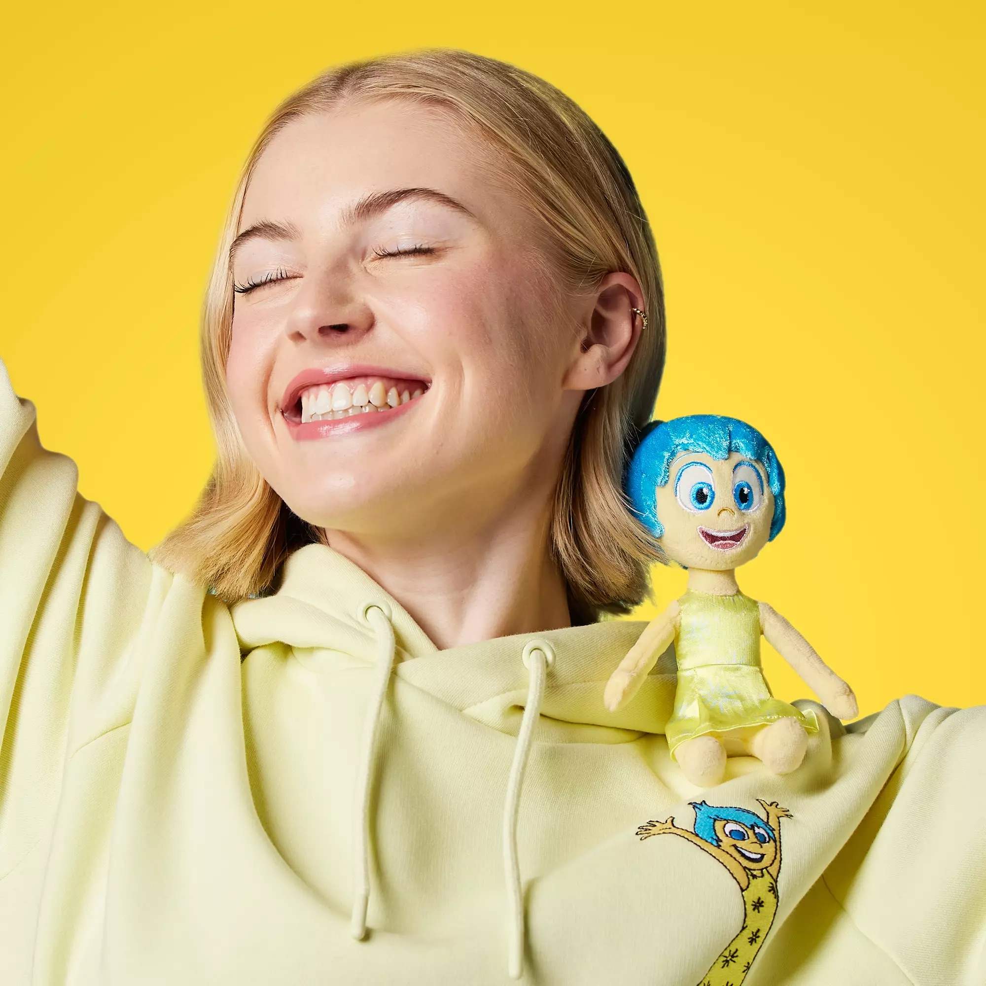 📦訂購 美國代購 美國迪士尼 Disney Inside Out 2 Joy Magnetic Shoulder Plush 阿樂 磁石膊頭公仔