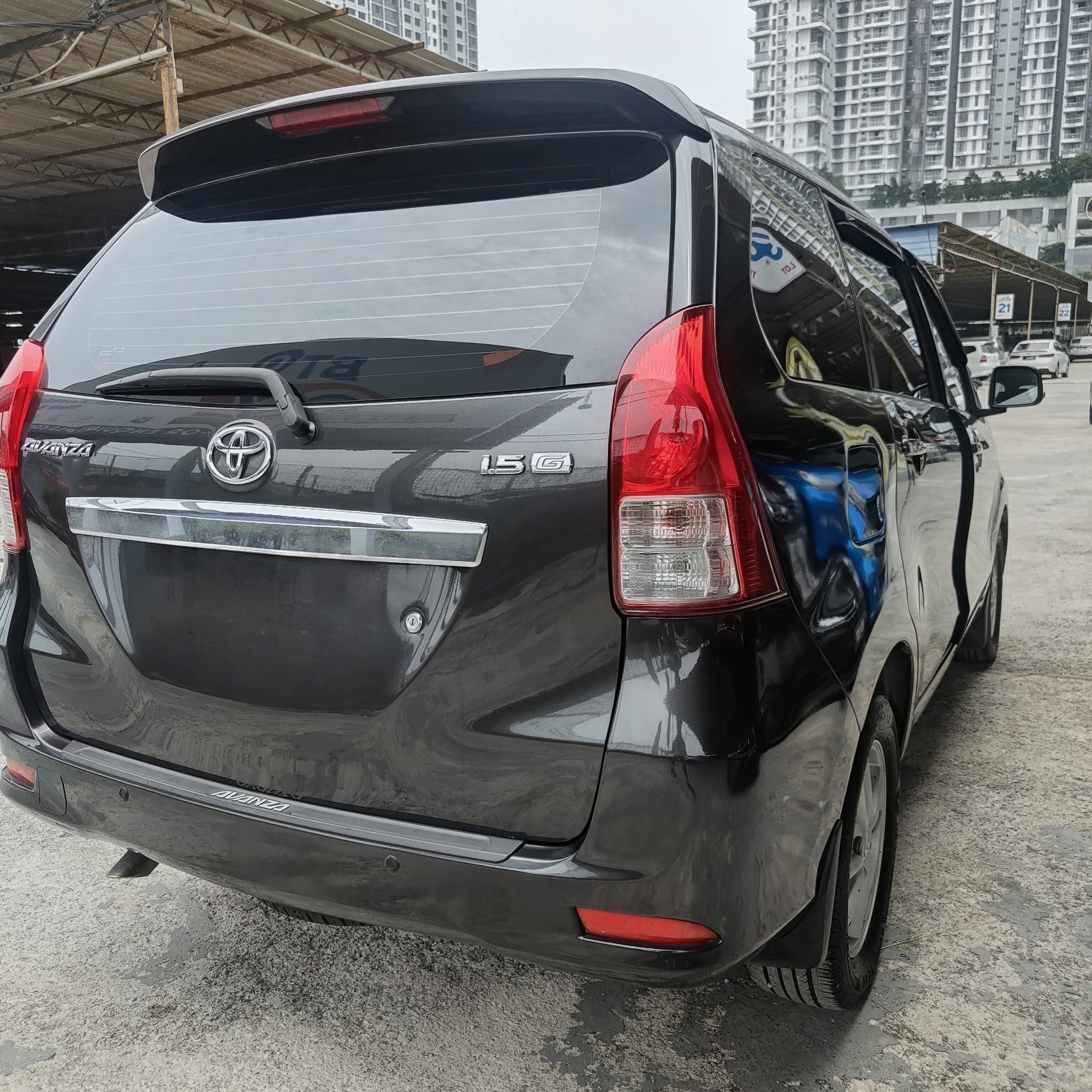 2012 TOYOTA AVANZA 1.5 G 