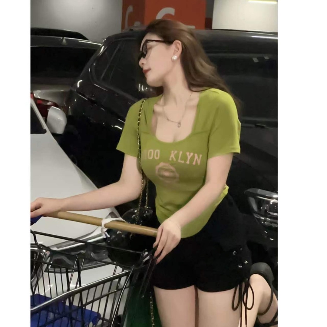 B242(3696) 美式夏日多巴胺BROOKLYN显瘦圆角下摆3色上衣