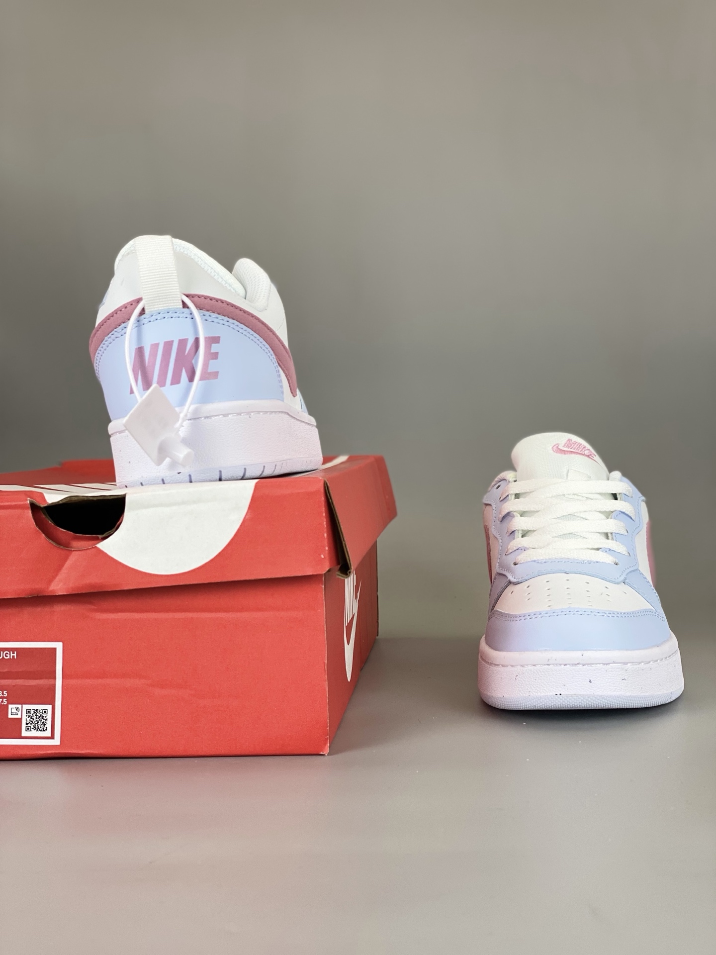 Nike Court Borough Low